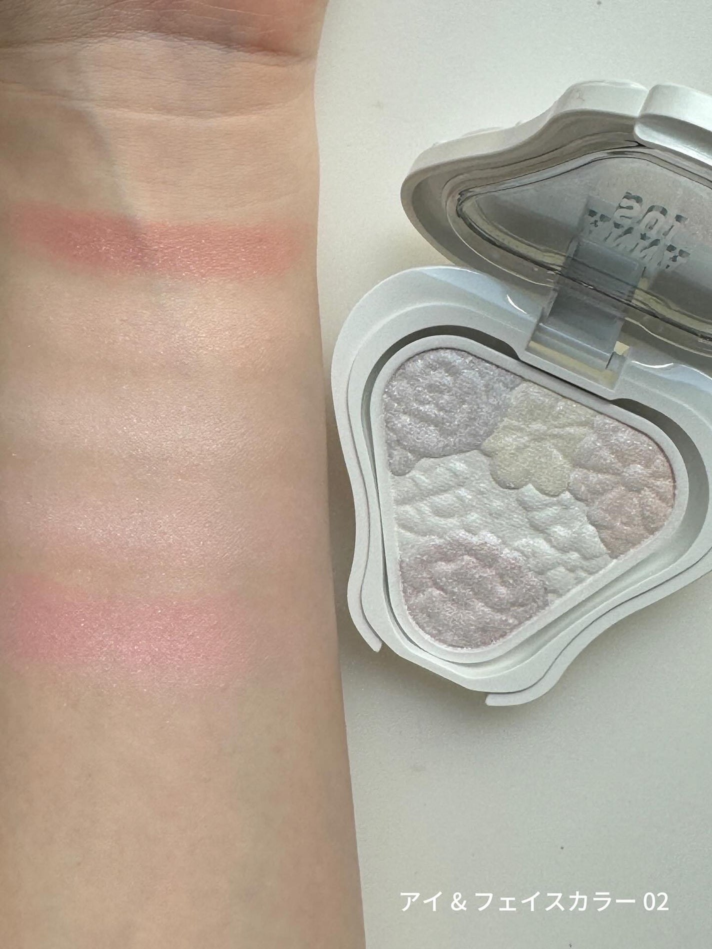 美的 on LIPS 「アナスイのクリスマスコフレ2025の情報が解禁されました🦋❄️..」(6枚目)