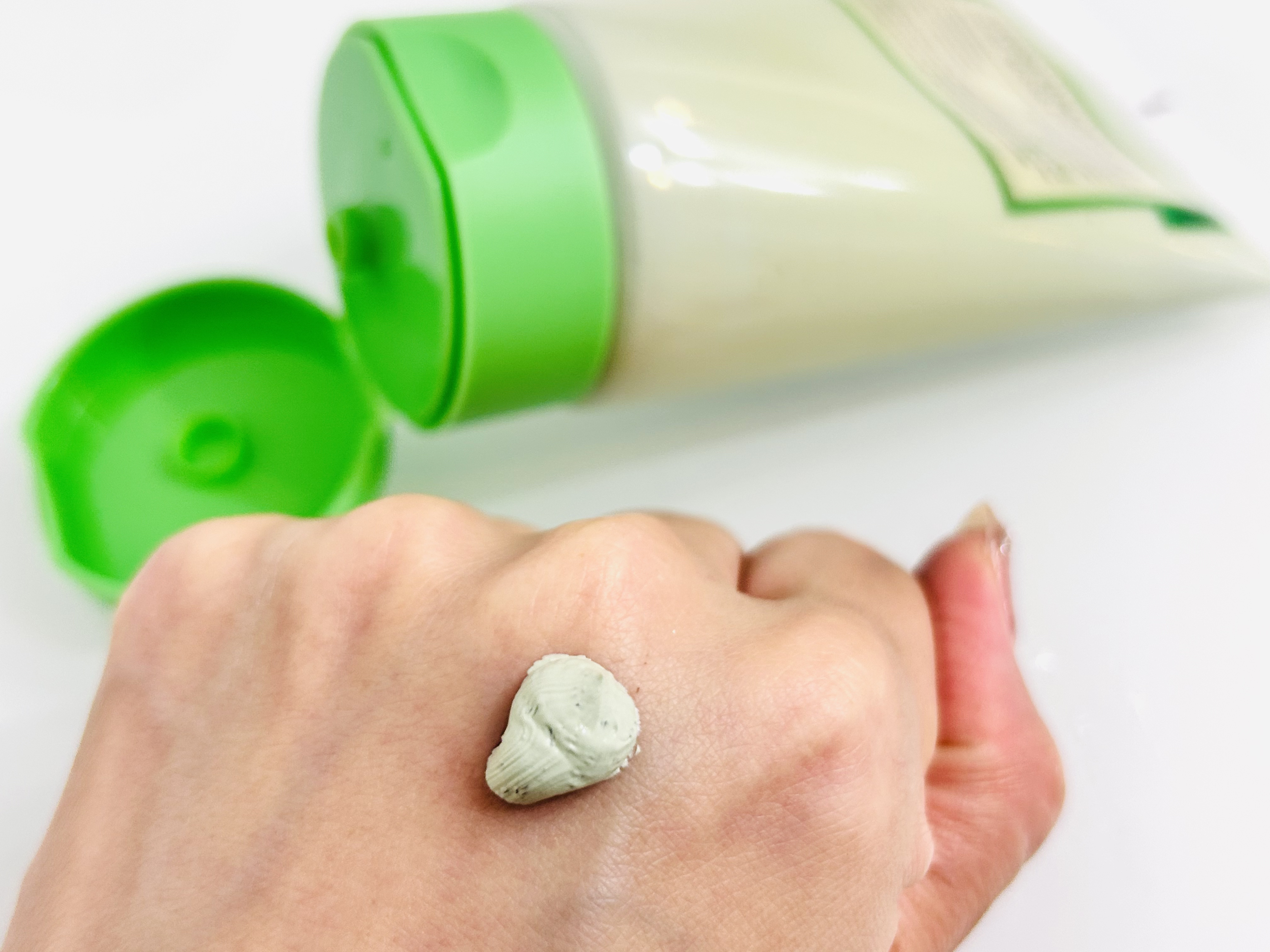 グリーントマトクリーム/FULLY/フェイスクリームを使ったクチコミ（2枚目）