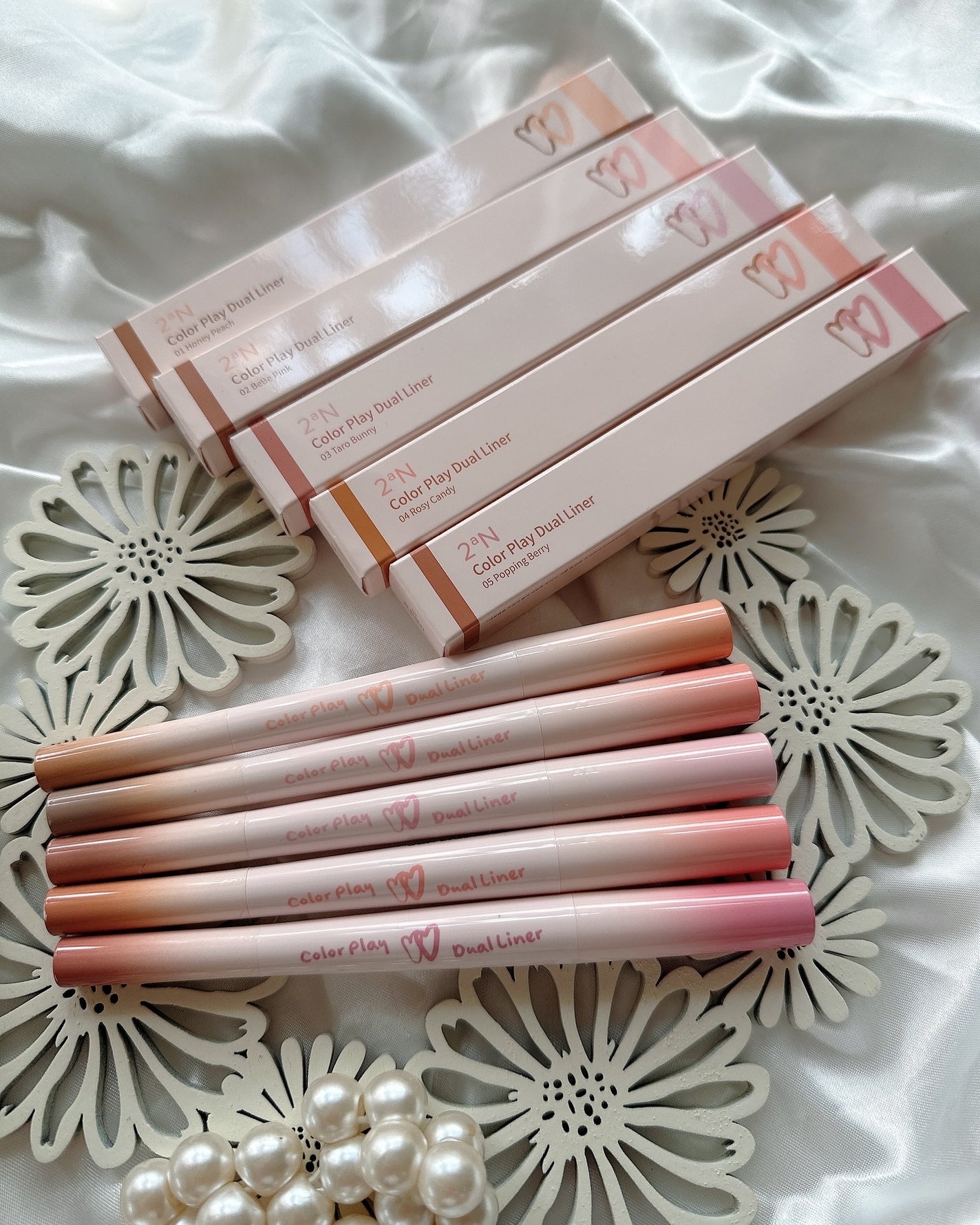 カラープレイデュアルライナー/2aN/スティックアイシャドウを使ったクチコミ(5枚目)