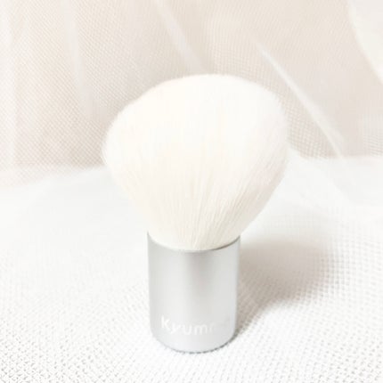 DAISO KM カブキブラシのクチコミ「ーーーーーーーーーーーーーーーー
DAISO
kyumme カブキブラシ
ーーーーーーーーーー.....」(1枚目)