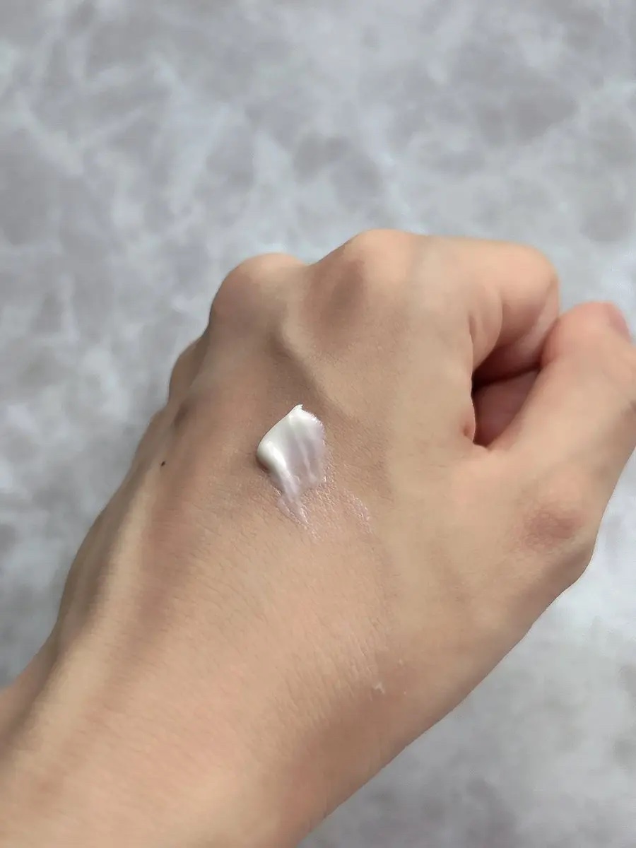 カネボウ　クリーム　イン　デイⅡ【医薬部外品】 リミテッド サイズ（20g）/KANEBO/フェイスクリームを使ったクチコミ（2枚目）