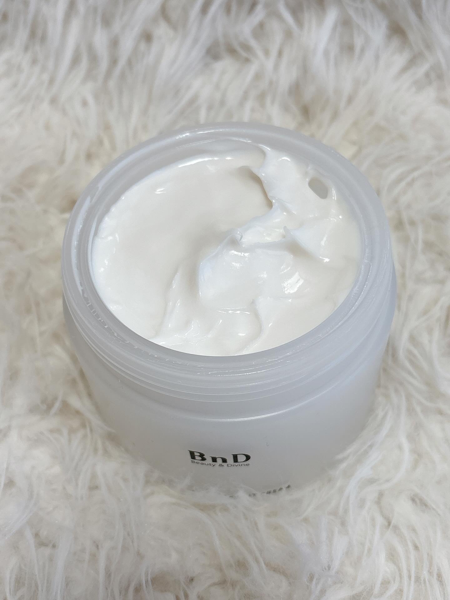 BnDアンダーアームクリーム(ボディクリーム)/BnD/デリケートゾーンケアを使ったクチコミ（2枚目）