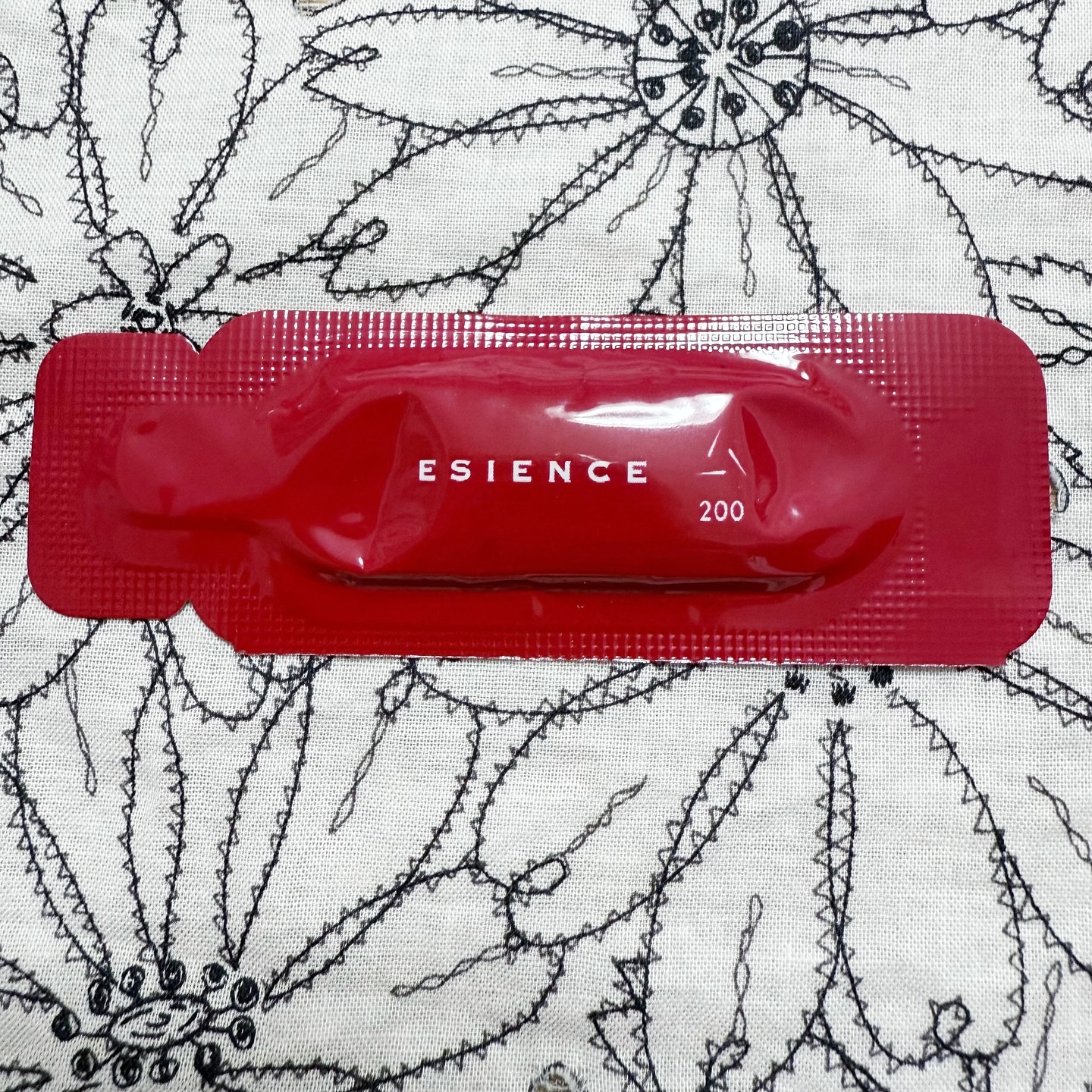 C×AZ ダーマインショット200/ESIENCE/美容液を使ったクチコミ（3枚目）