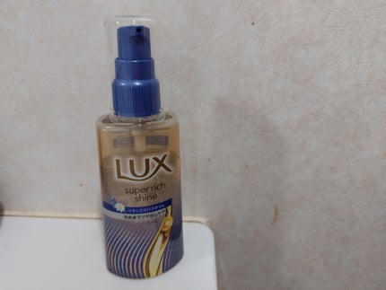ラックス スーパーリッチシャイン リラックスナイトケア まとまりヘアオイル/LUX/ヘアオイルを使ったクチコミ(1枚目)