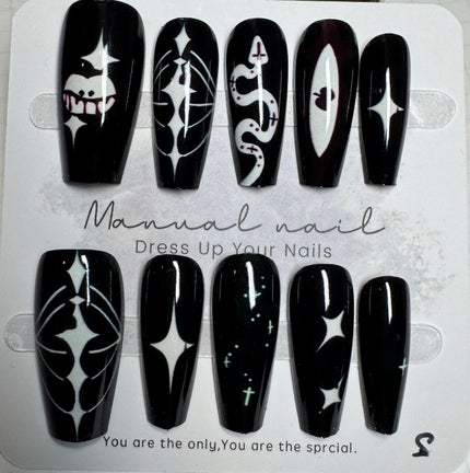 ViVi on LIPS 「簡単に付け替えできるネイルチップおしゃれなアイテム販売している..」(4枚目)