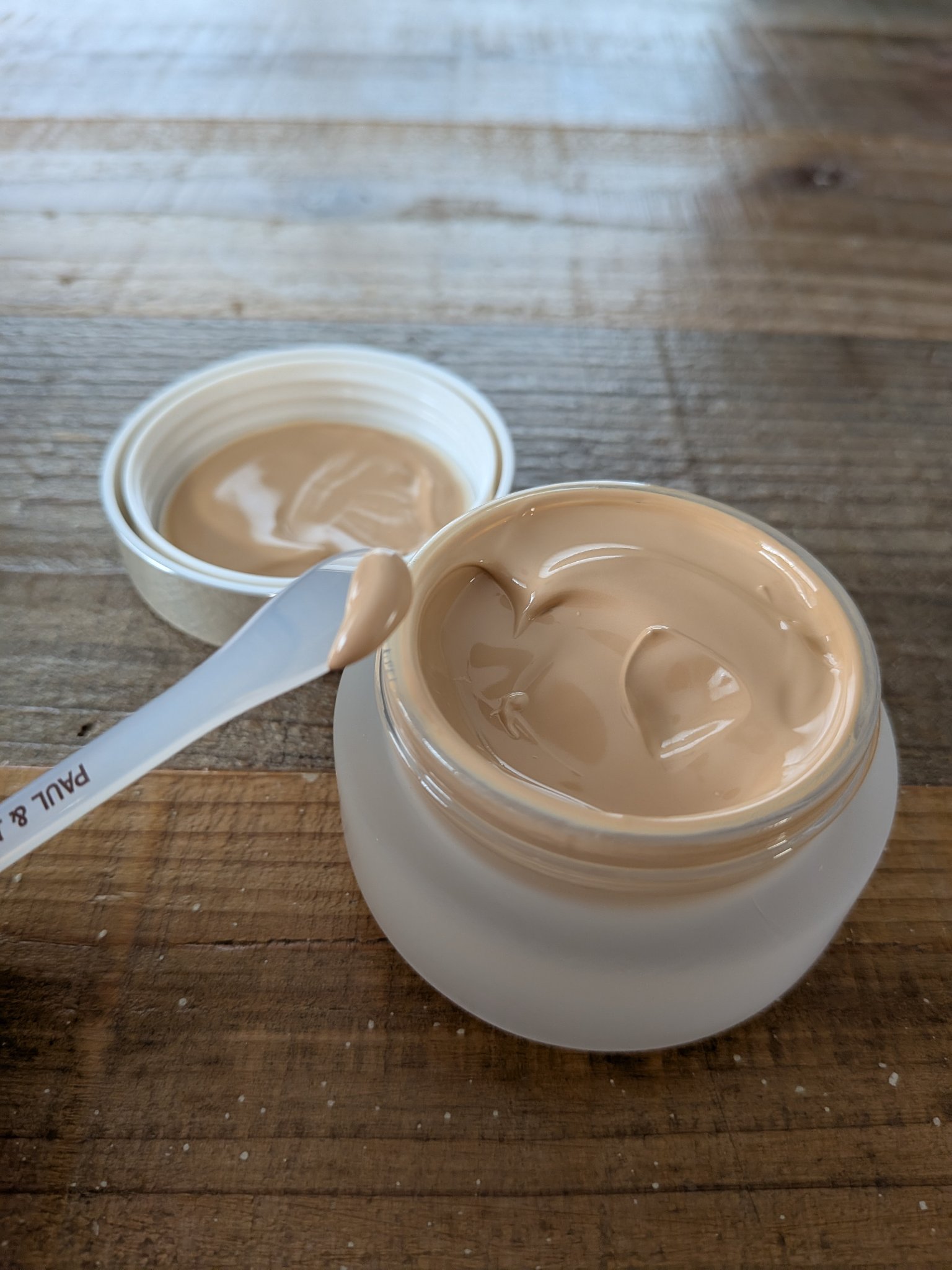 サブライム クリーム ファンデーション/PAUL &amp; JOE BEAUTE/クリーム・エマルジョンファンデーションを使ったクチコミ（2枚目）