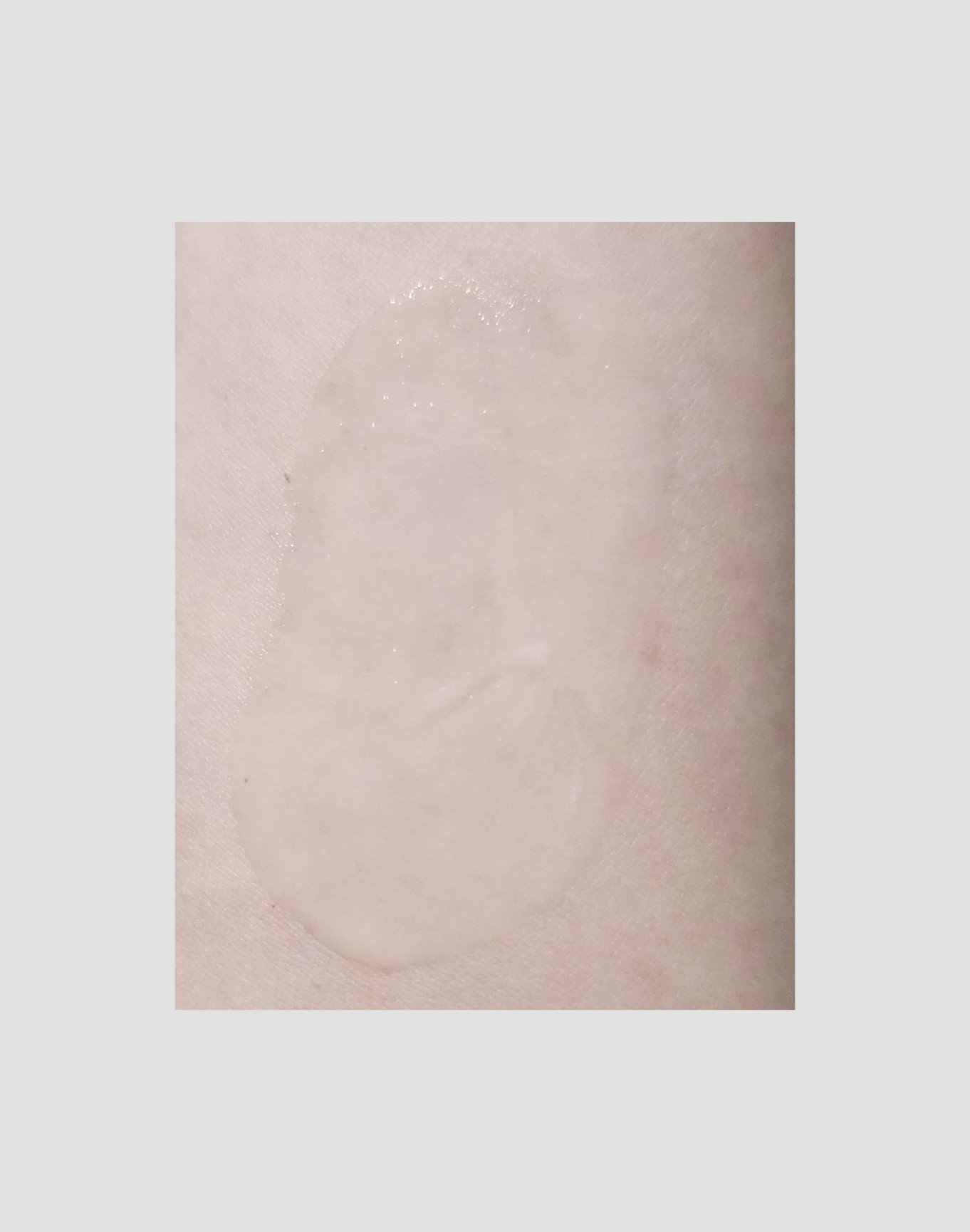 ニベア ルーセントビューティ バイタルエンリッチ ふっくら豊潤美容液ボディミルク カモミール&ローズの香り/ニベア/ボディミルクを使ったクチコミ（3枚目）