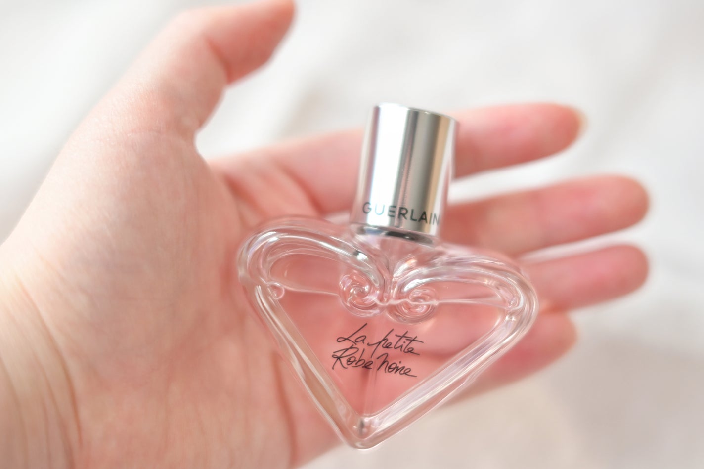 ラ プティット ローブ ノワール フラコン クール /GUERLAIN/香水(レディース)を使ったクチコミ(3枚目)