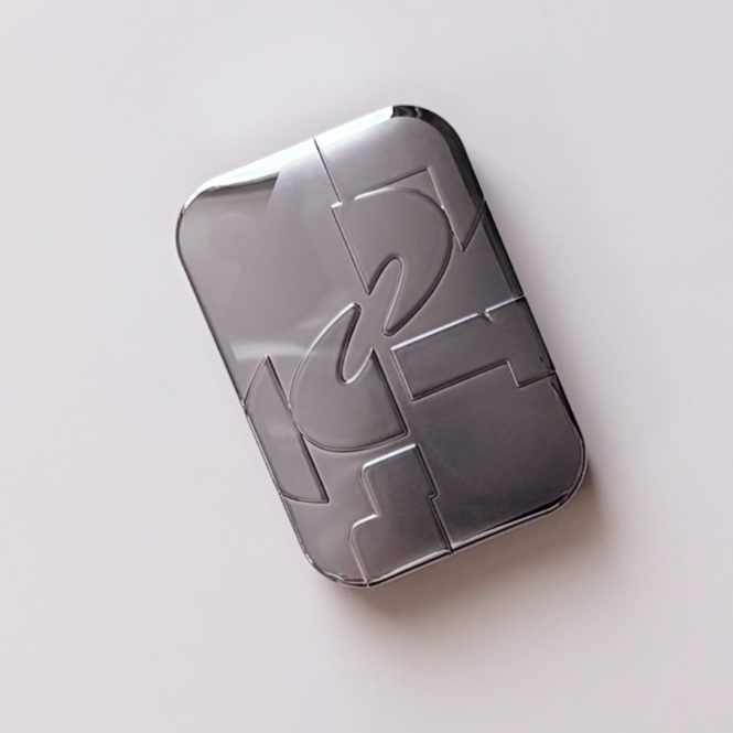 オッドバランスアイパレット/TWO SLASH FOUR/アイシャドウパレットを使ったクチコミ（2枚目）