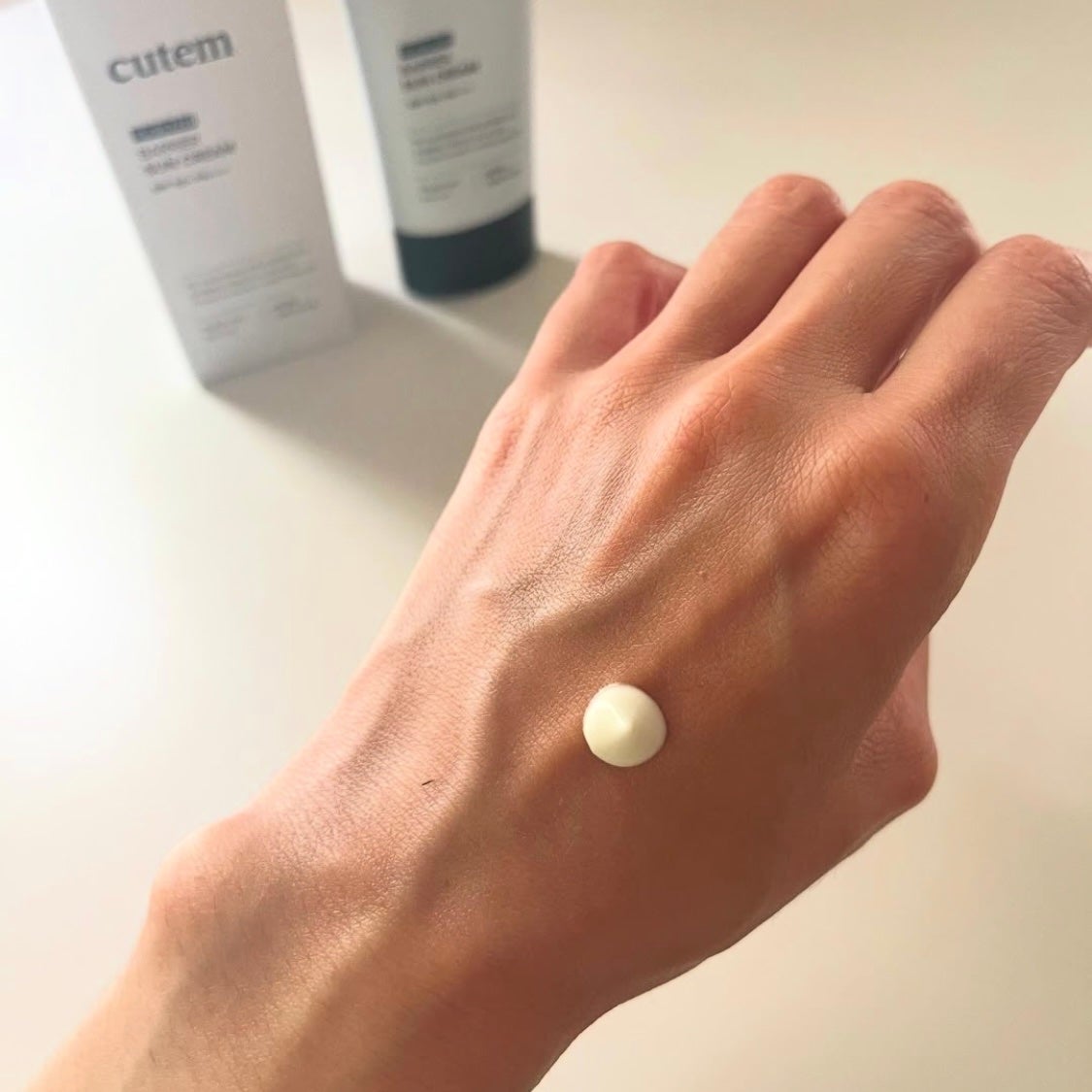 ウォータープールバリアサンクリーム/cutem/日焼け止めクリームを使ったクチコミ(2枚目)