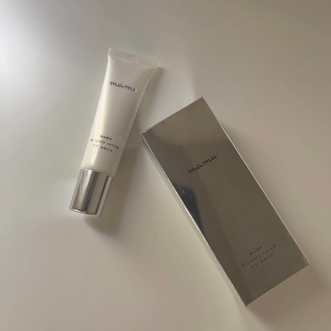エリー on LIPS 「4役を1本でこなすハイスペックUVセラムmamu薬用リンクルセ..」(5枚目)