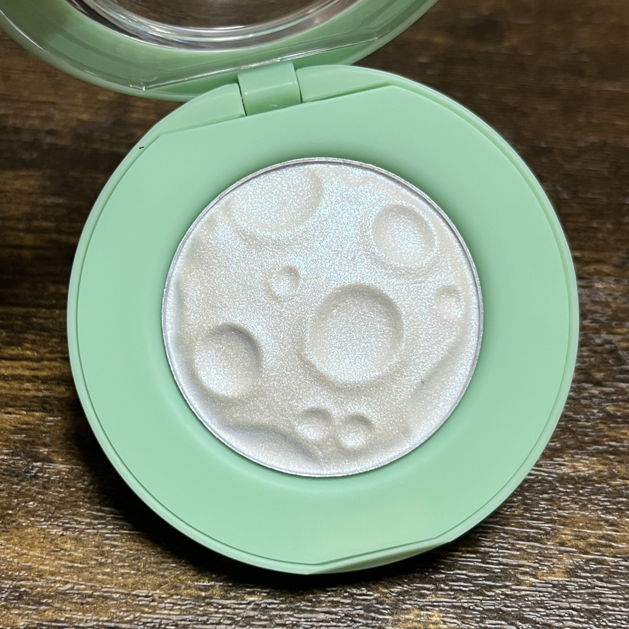 ルナグロウ ハイライター/SHEGLAM/パウダーハイライトを使ったクチコミ（1枚目）