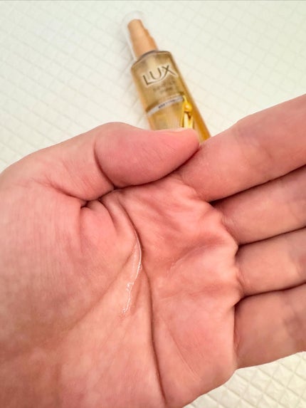 ラックススーパーリッチシャインダメージリペア補修ヘアオイル/LUX/ヘアオイルを使ったクチコミ(2枚目)