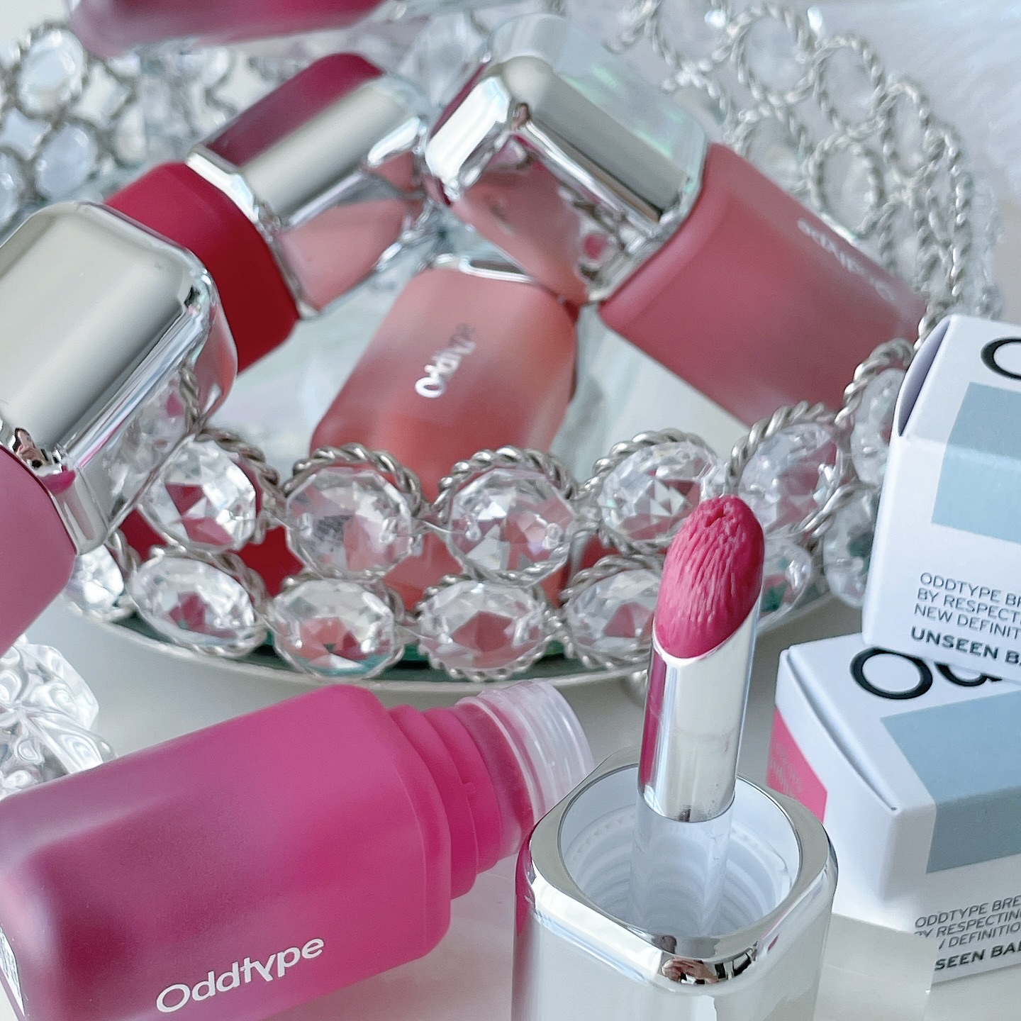 アンシーン バルーンティント 187 オールアワーズ/Oddtype/リップティントを使ったクチコミ（3枚目）