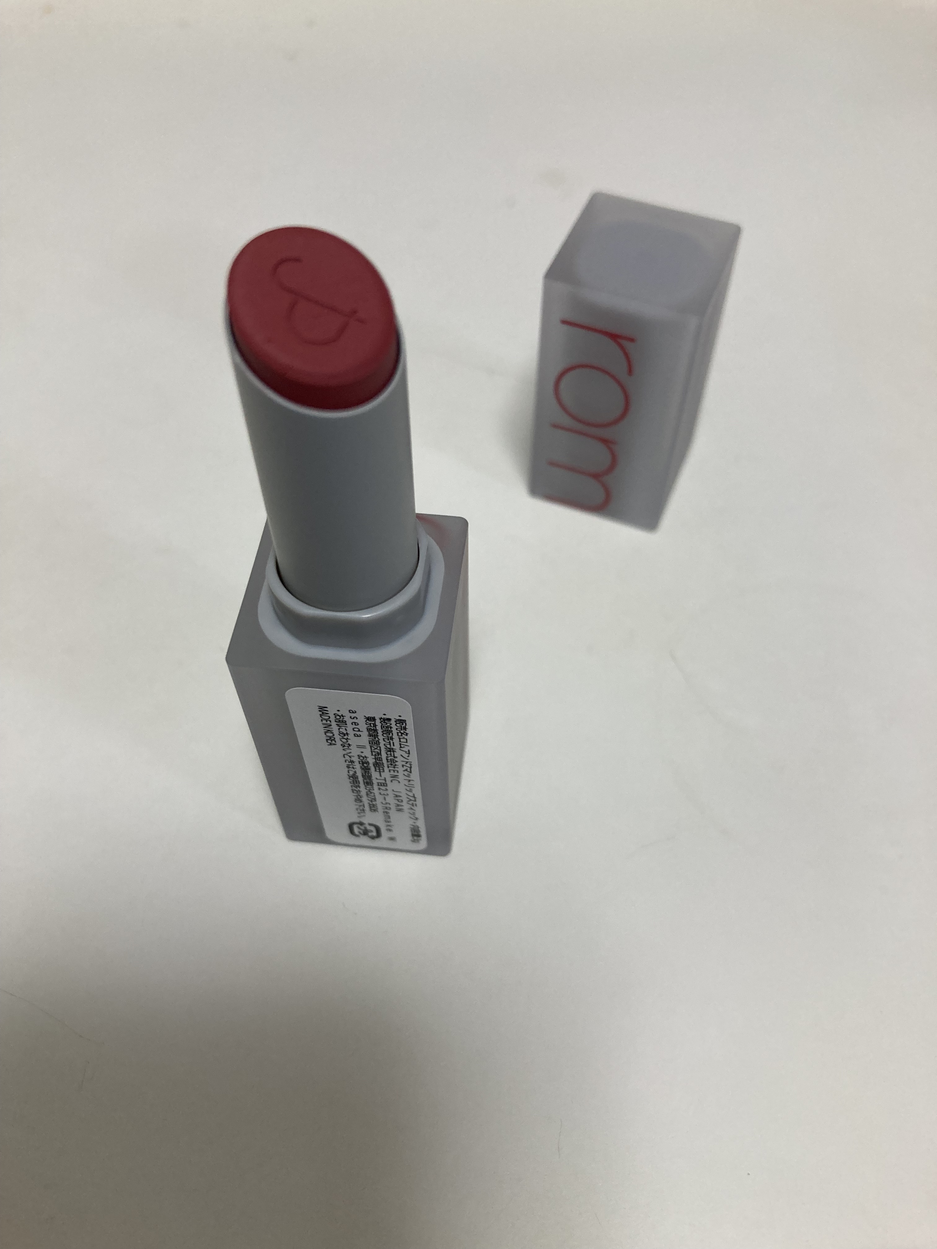 ゼロマットリップスティック/rom&nd/口紅を使ったクチコミ（2枚目）