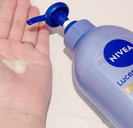 ニベア ルーセントビューティ バイタルエンリッチ ふっくら豊潤美容液ボディミルク カモミール&ローズの香り/ニベア/ボディミルクを使ったクチコミ(2枚目)