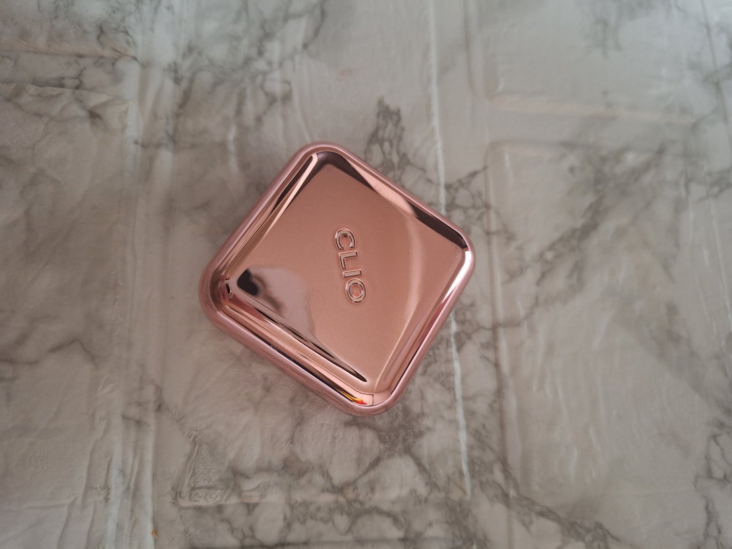 エッセンシャル リップチーク タップ/CLIO/ジェル・クリームチークを使ったクチコミ(1枚目)