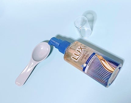 ラックス スーパーリッチシャイン リラックスナイトケア まとまりヘアオイル/LUX/ヘアオイルを使ったクチコミ(5枚目)