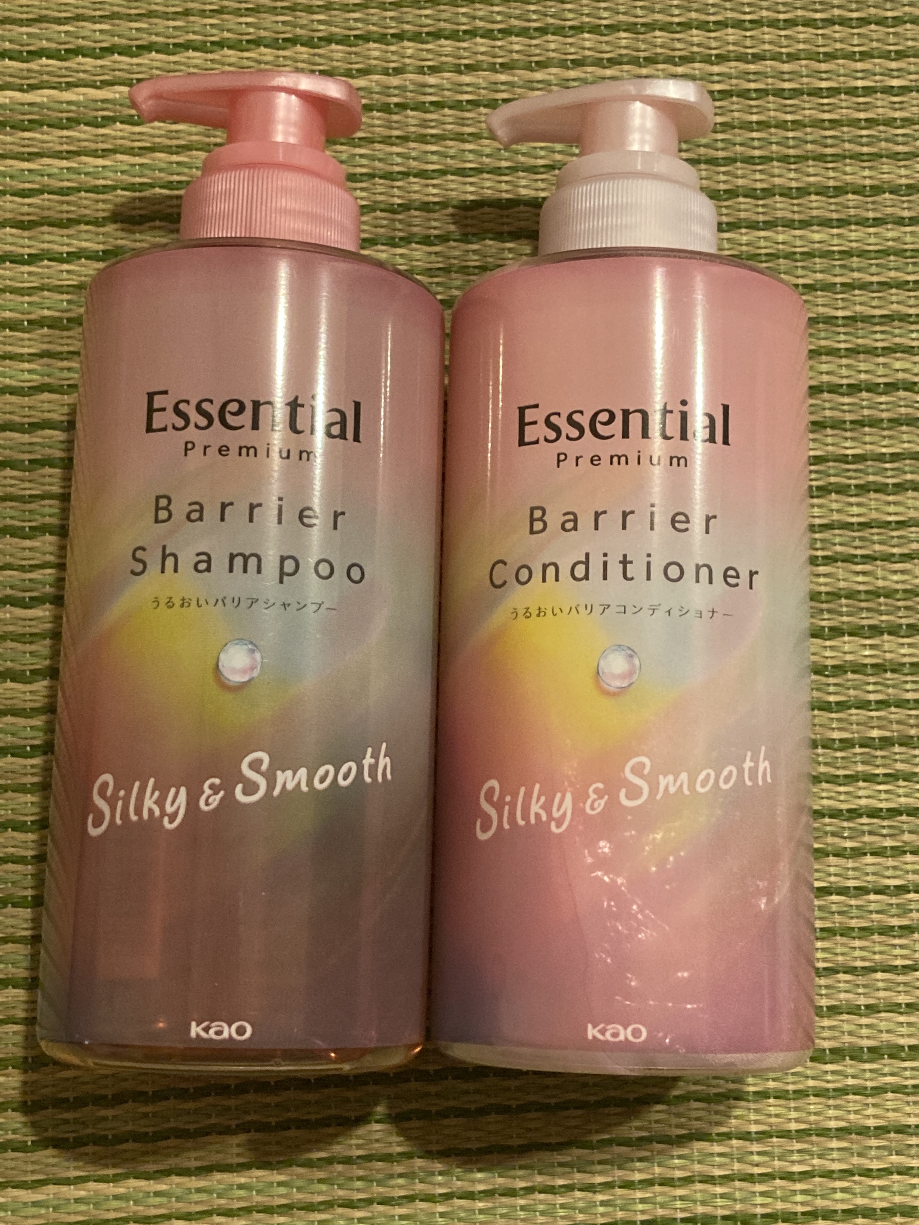 エッセンシャルプレミアム バリアシャンプー・コンディショナー シルキー＆スムース コンディショナー ポンプ 450ml【新】/エッセンシャル/市販シャンプーを使ったクチコミ（1枚目）