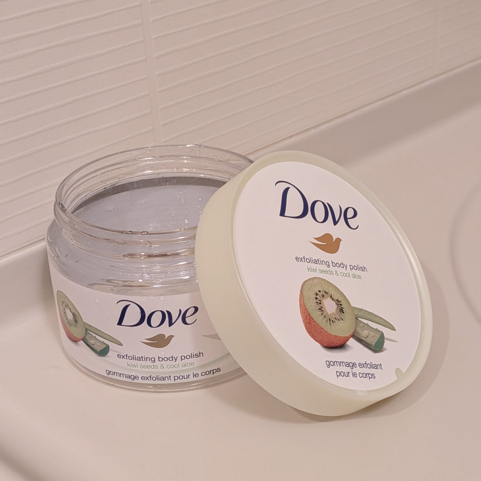 ダヴ ふわとろ　クリーミースクラブ キウイ＆アロエ/ダヴ/ボディスクラブを使ったクチコミ（2枚目）