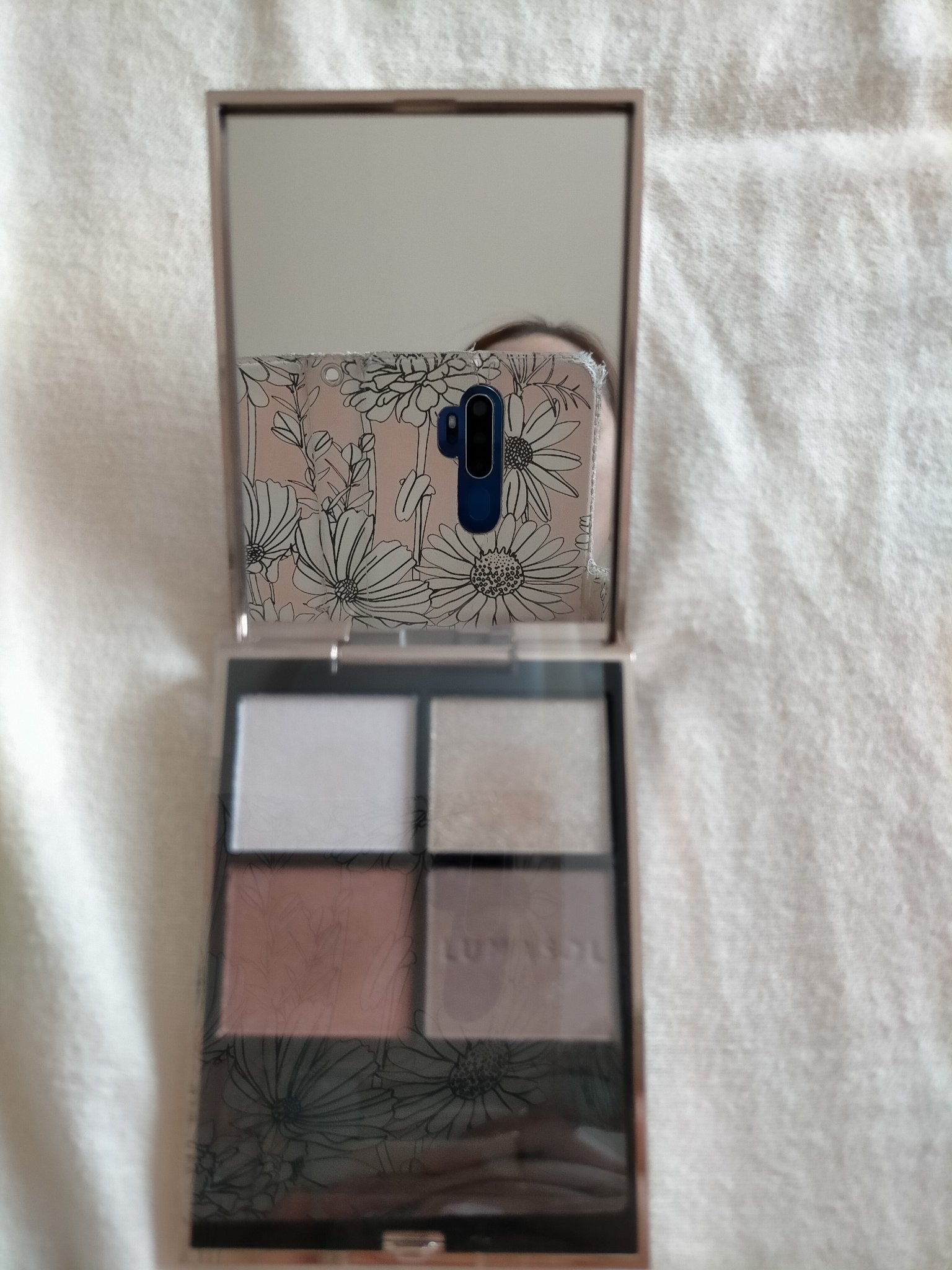 ルナソル フローズンガーデンコフレ/LUNASOL/メイクアップキットを使ったクチコミ（2枚目）