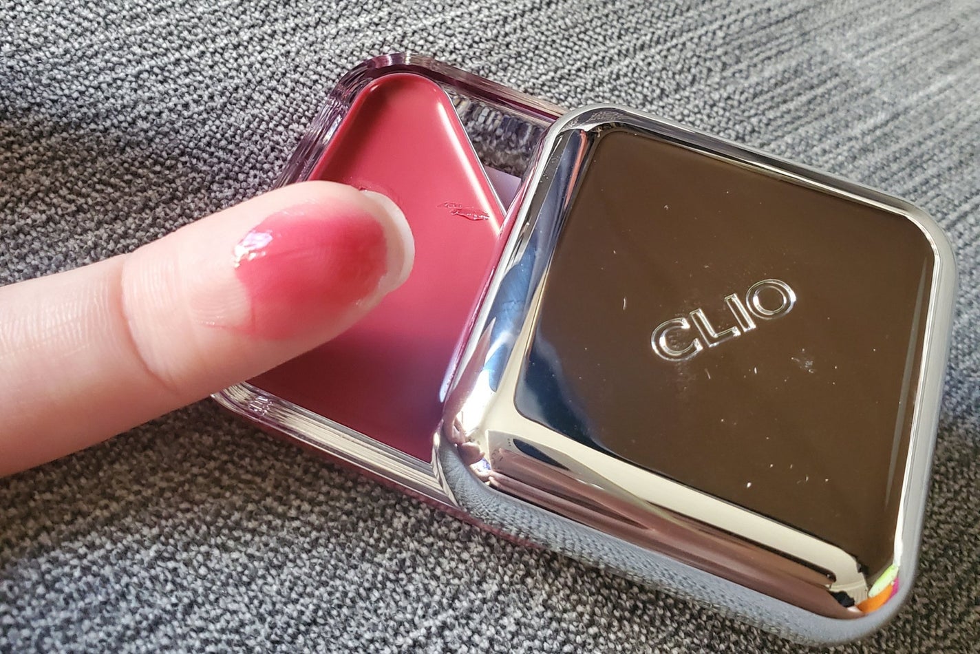 エッセンシャル リップチーク タップ/CLIO/ジェル・クリームチークを使ったクチコミ(8枚目)