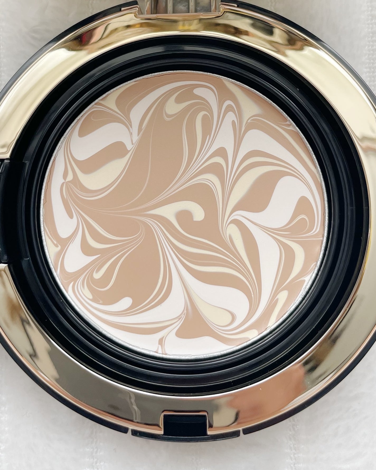 SIGNATURE ESSENCE COVER PACT /AGE20’s/クリーム・エマルジョンファンデーションを使ったクチコミ(4枚目)