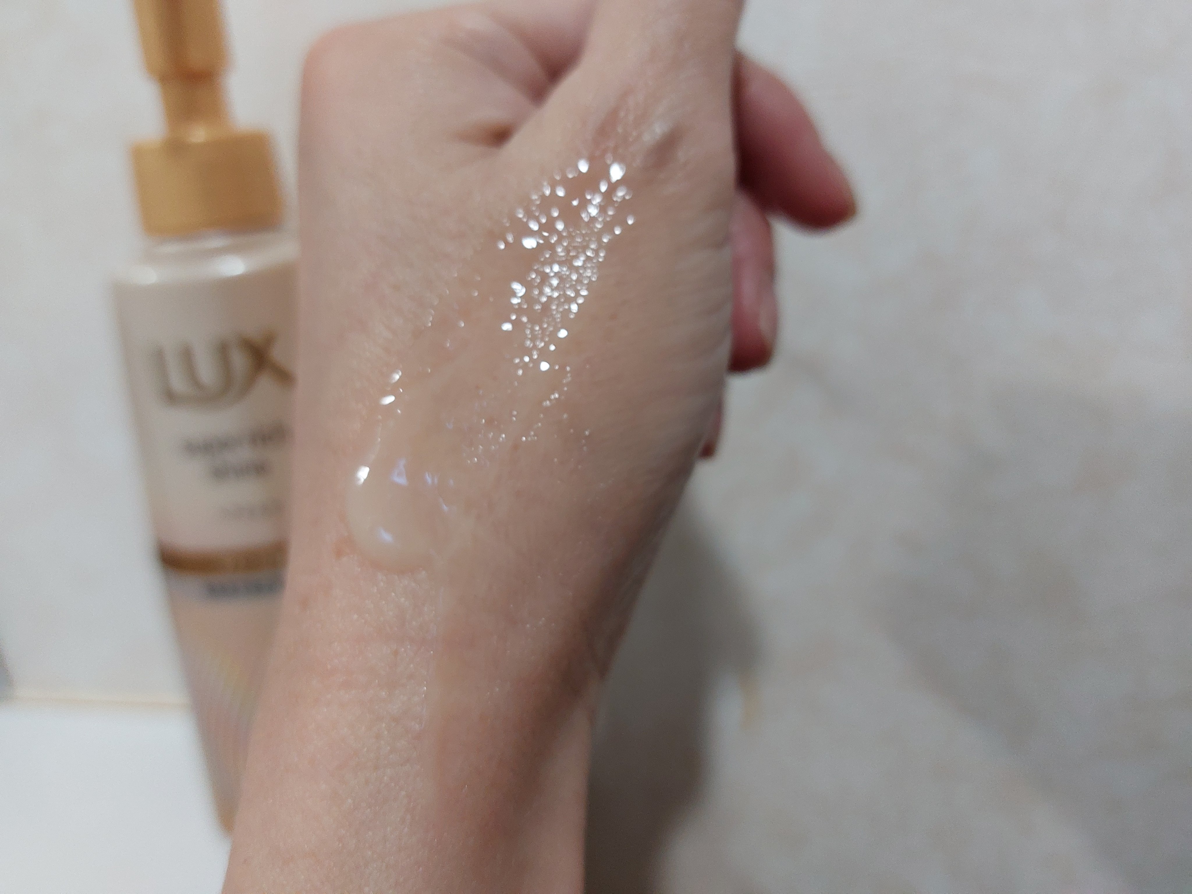 ラックス　スーパーリッチシャイン  ダメージリペア　補修ヘアミルク/LUX/ヘアミルクを使ったクチコミ（3枚目）