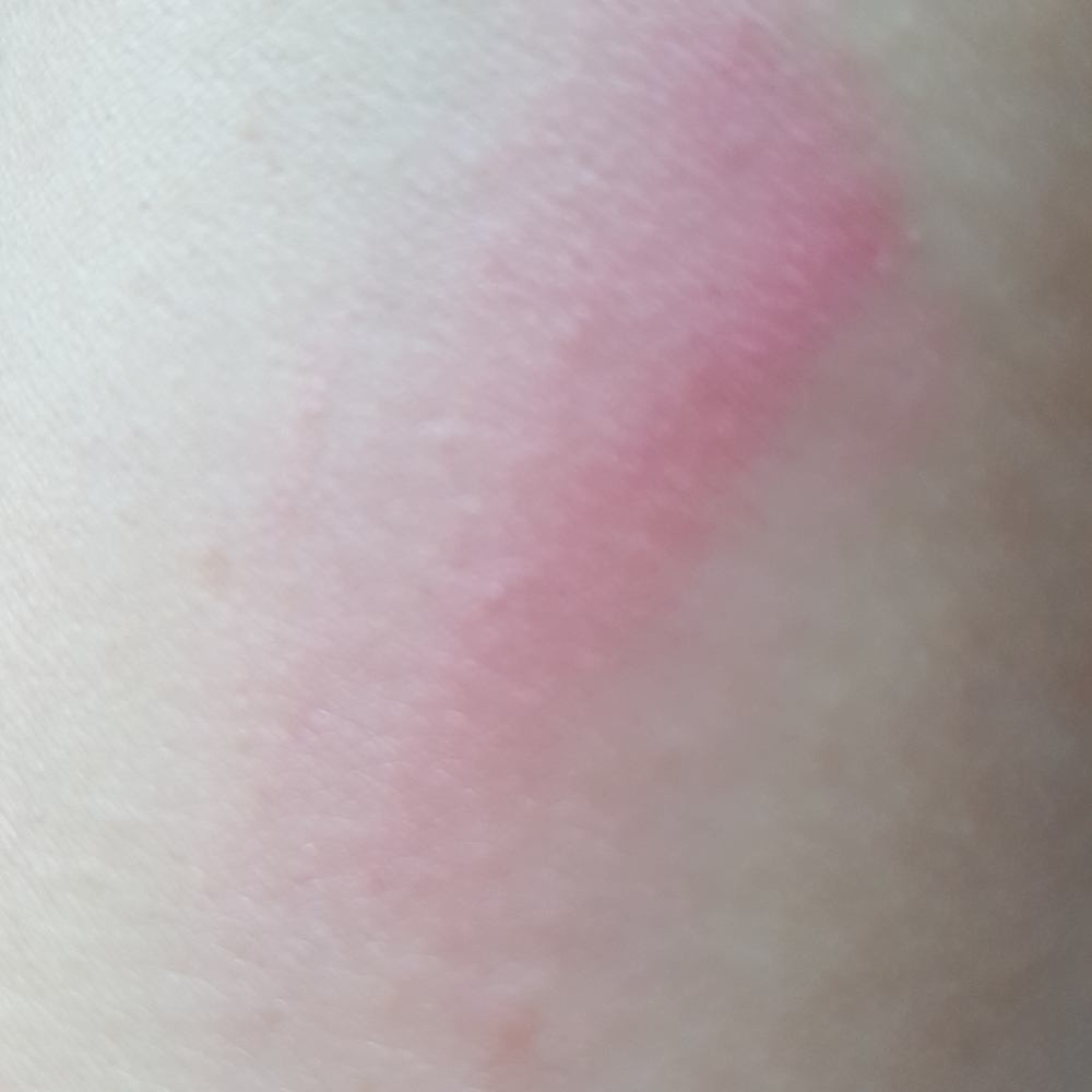 ブライトアップチークN/media/パウダーチークを使ったクチコミ（2枚目）