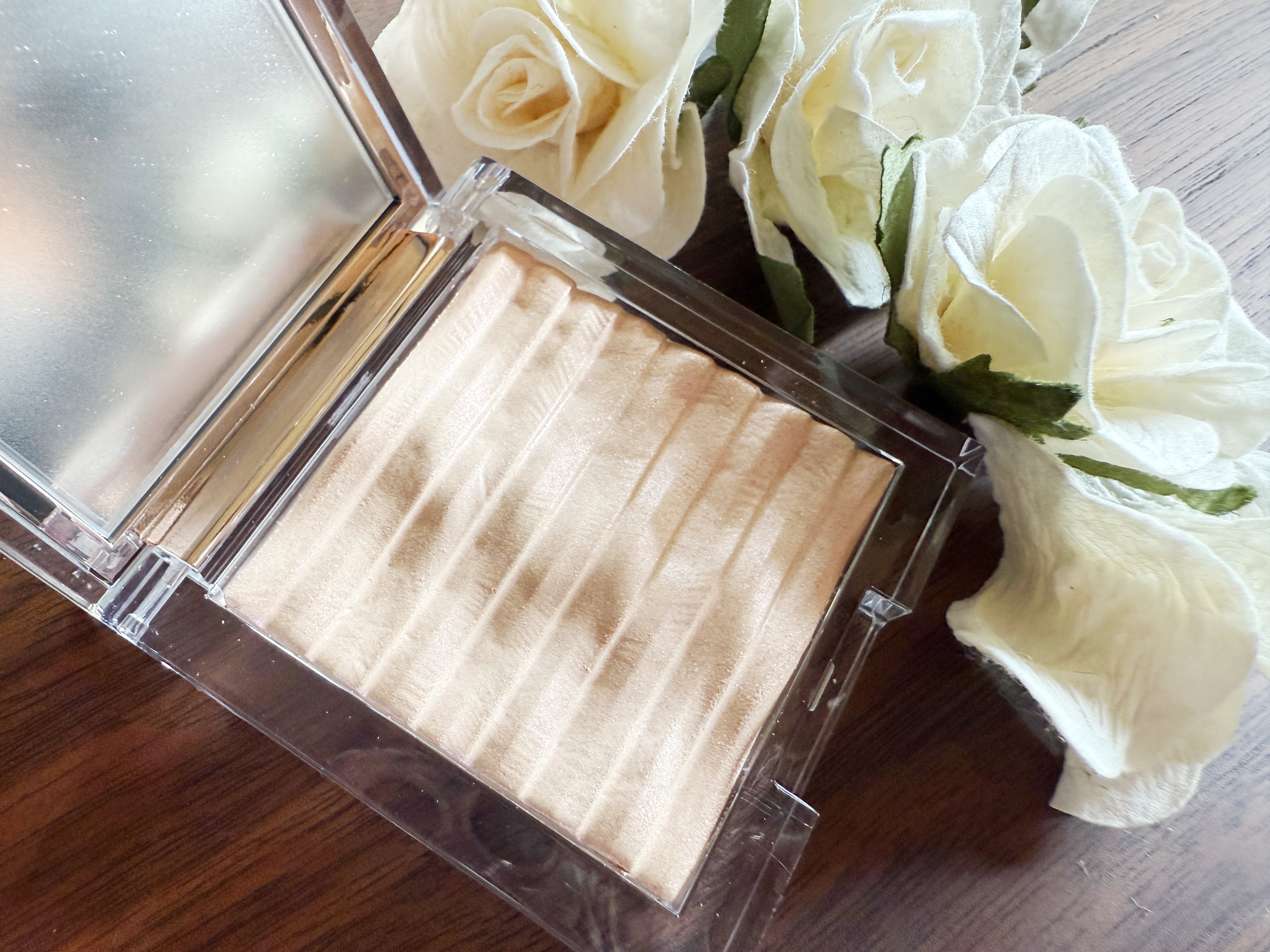 プリズム エアー ハイライター/CLIO/パウダーハイライトを使ったクチコミ（2枚目）