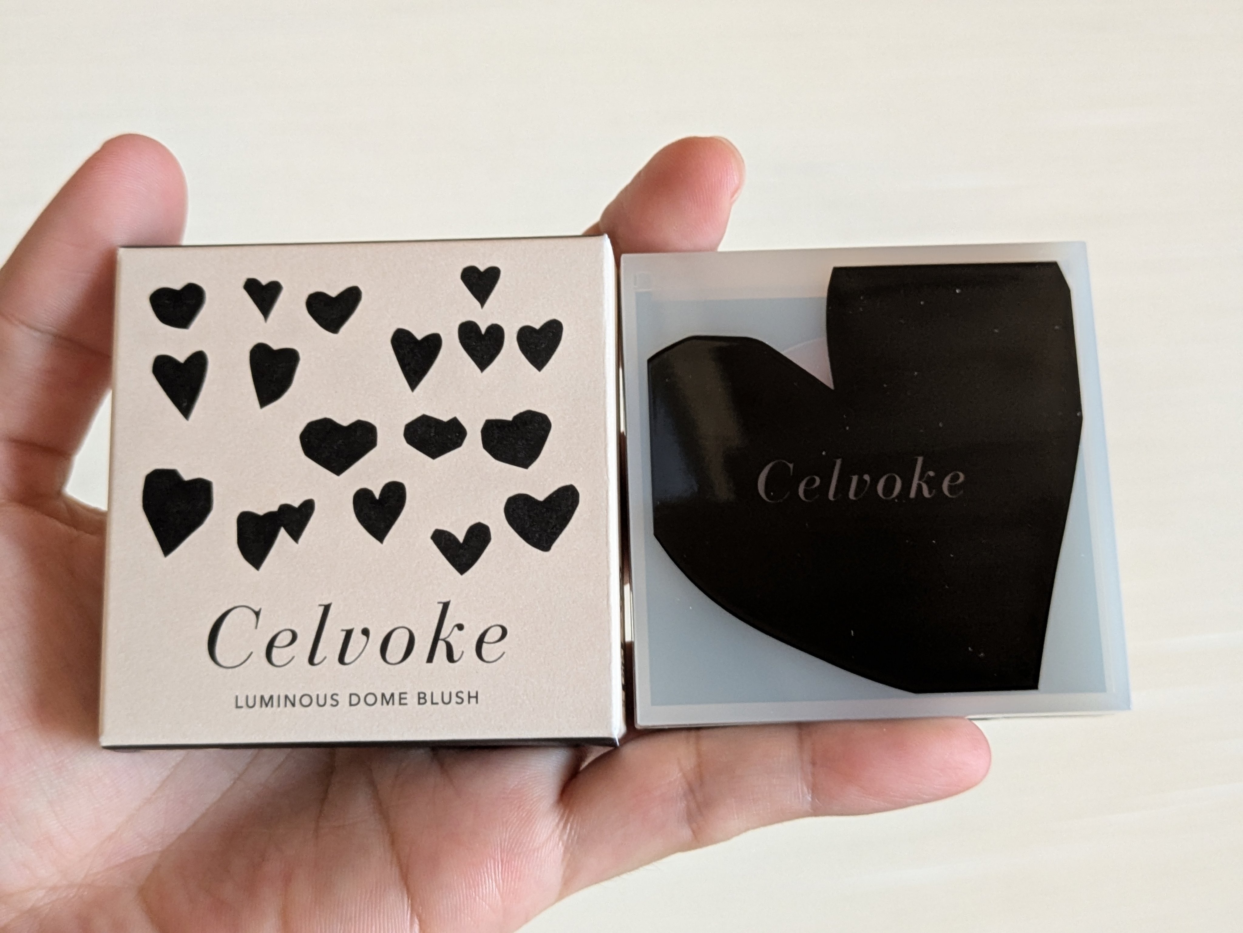 セルヴォーク ルミナスドーム ブラッシュ/Celvoke/パウダーチークを使ったクチコミ（1枚目）