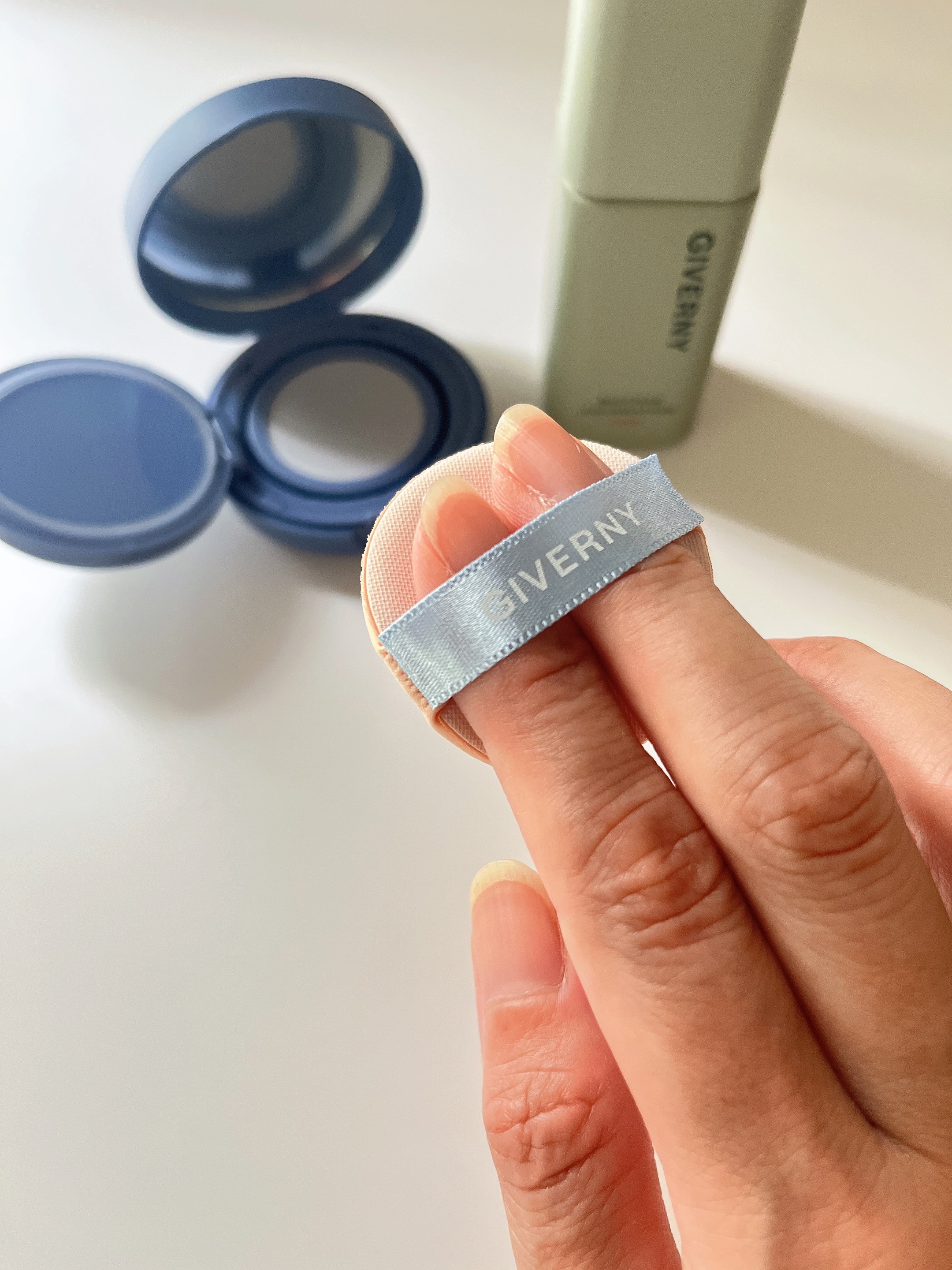 ジヴェルニー 密着カバーファンデーション/GIVERNY/リキッドファンデーションを使ったクチコミ（3枚目）