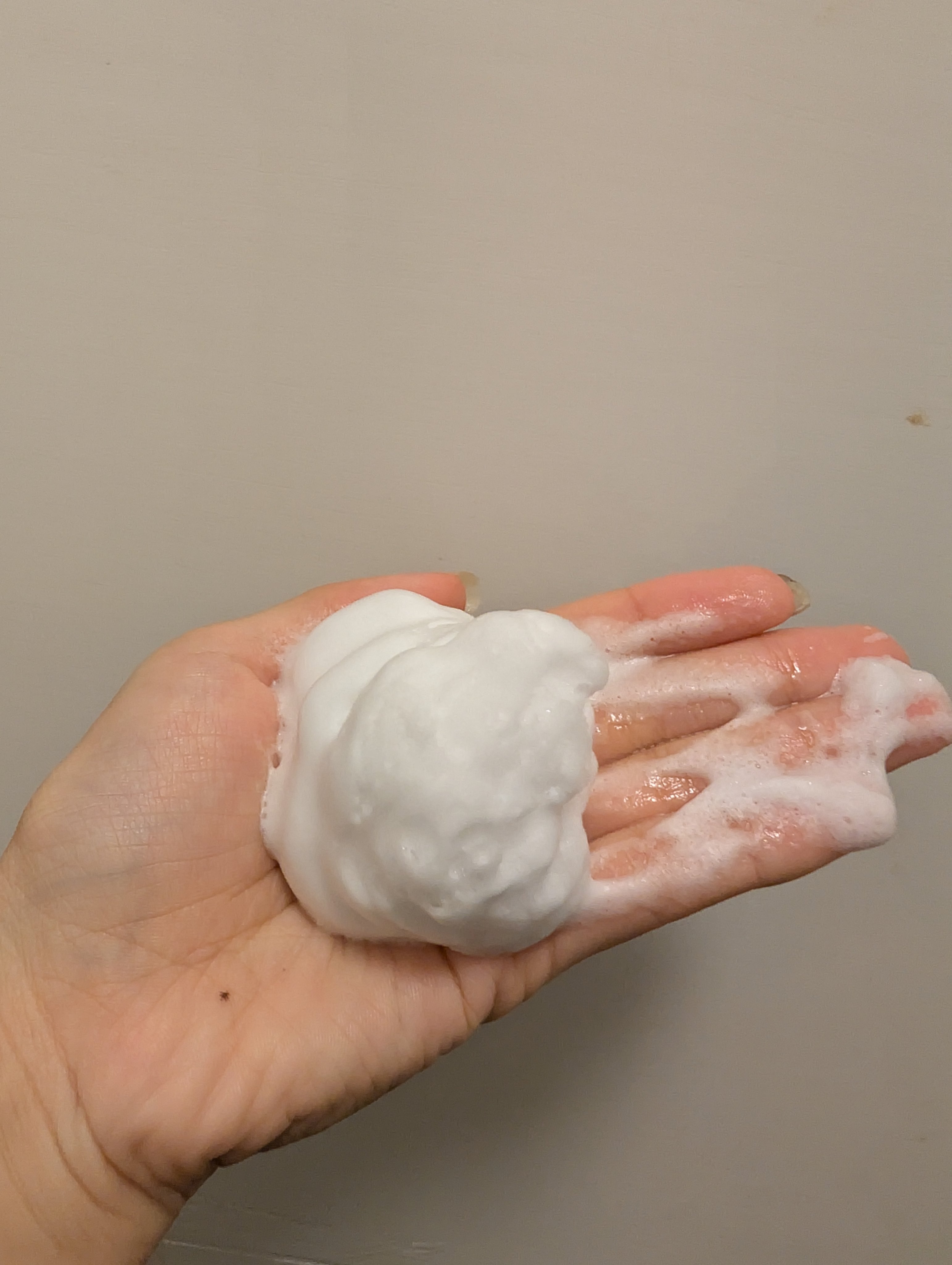 ラックス　スーパーリッチシャイン リラックスナイトケア シャンプー／コンディショナー/LUX/市販シャンプーを使ったクチコミ（2枚目）