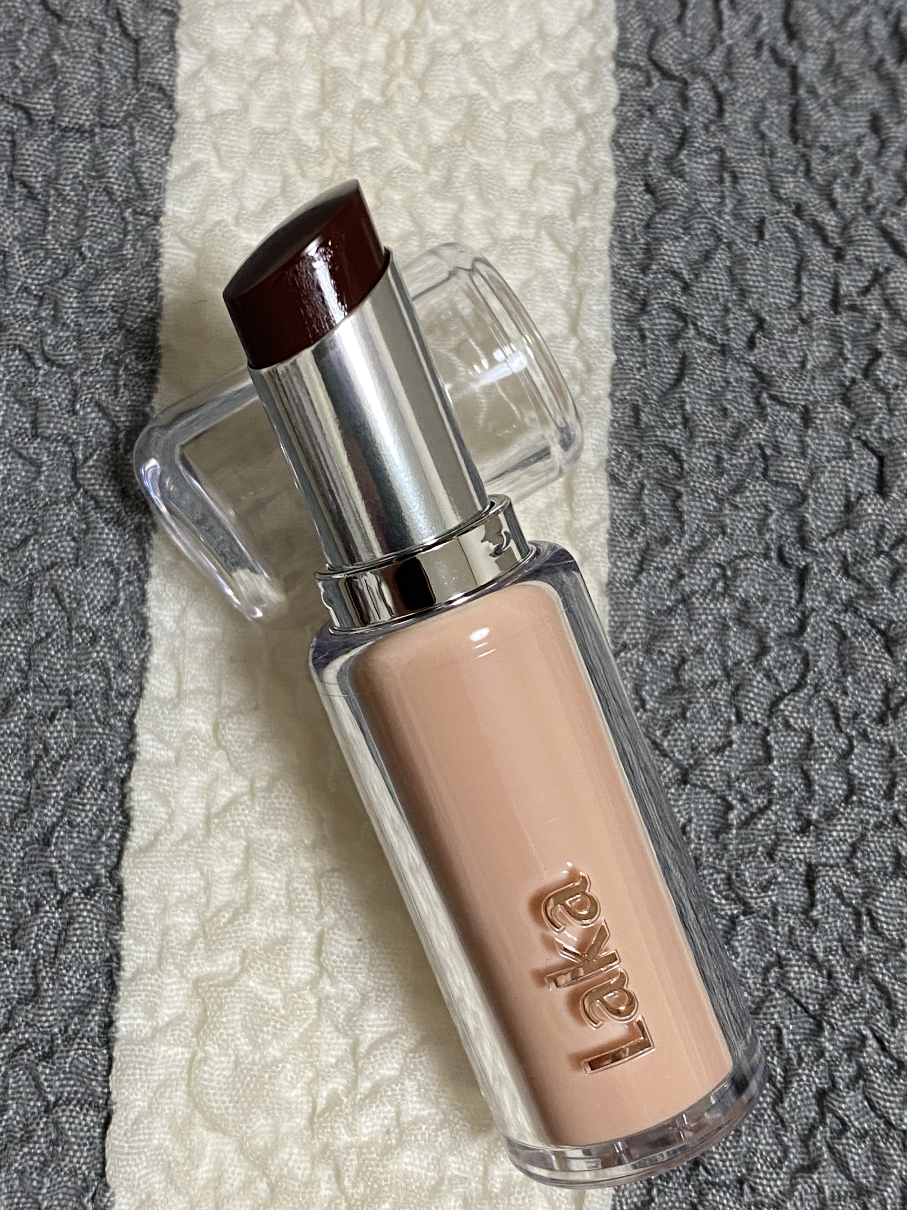 ボンディンググロウリップスティック 216 ウィンター/Laka/口紅を使ったクチコミ（2枚目）