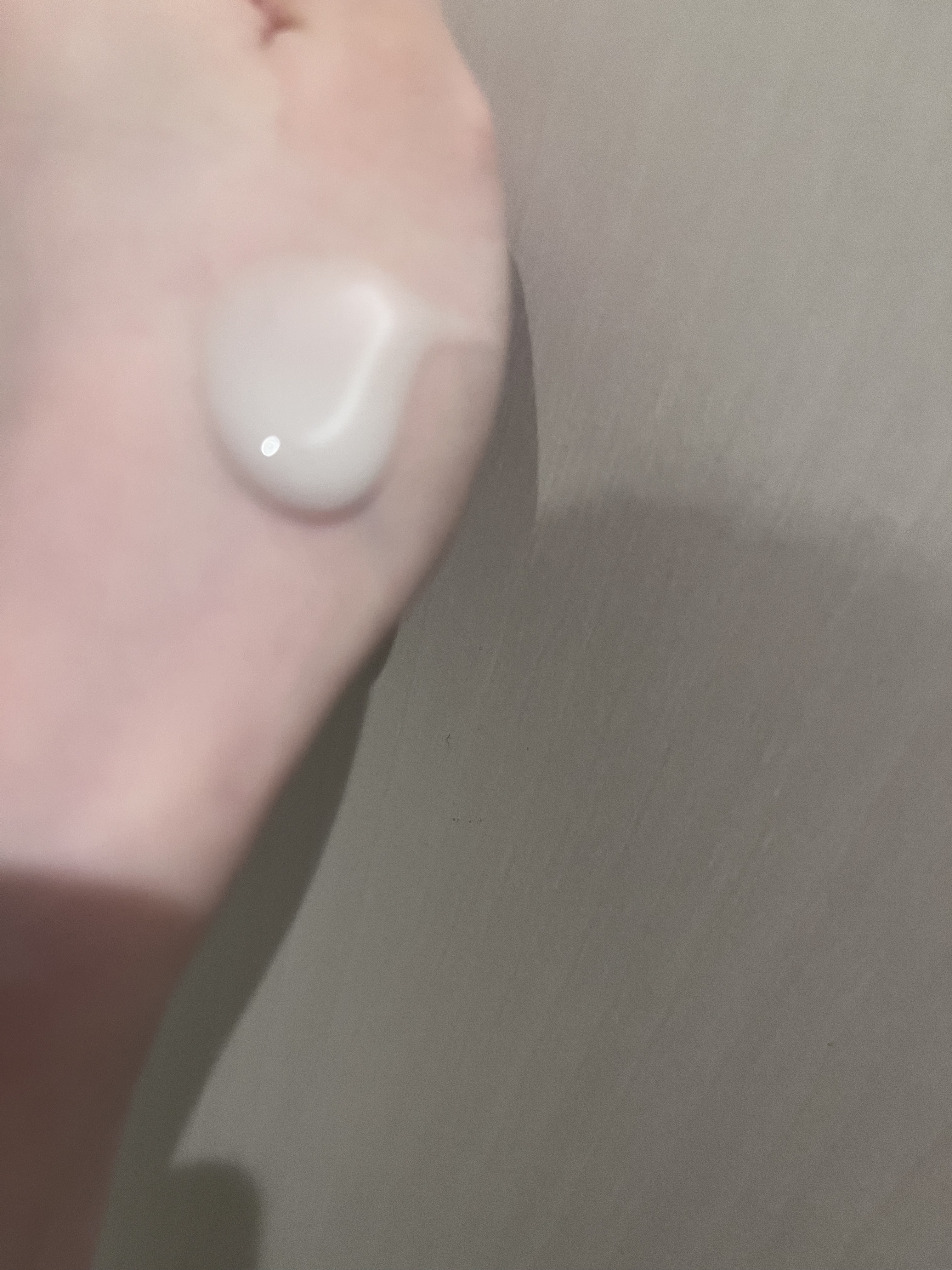 エッセンスインヘアミルク/オルビス/ヘアミルクを使ったクチコミ（1枚目）