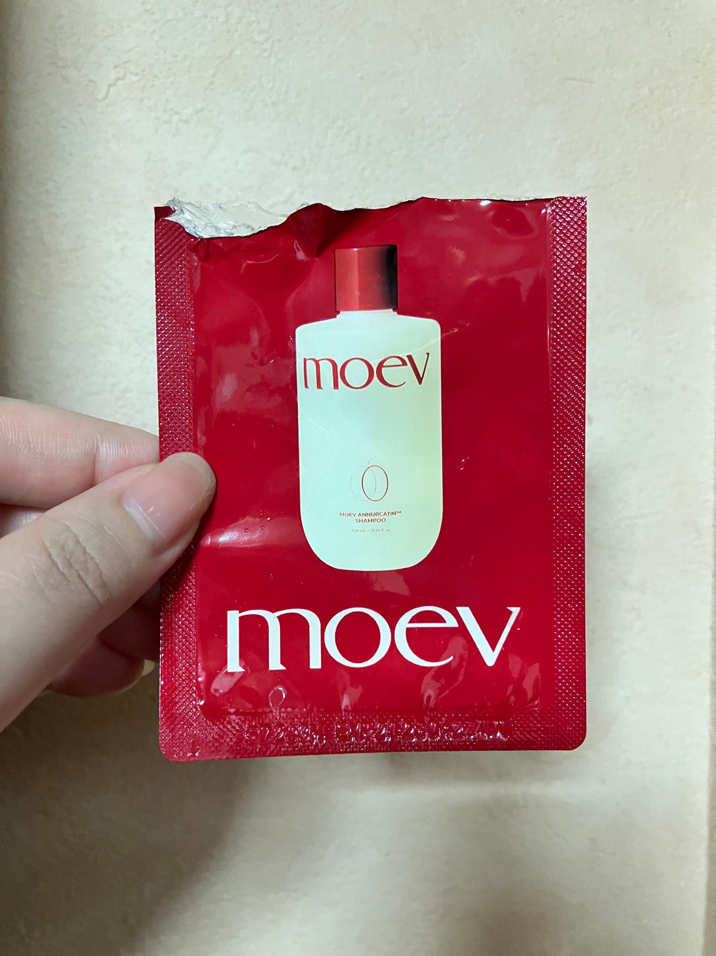 モエブ アヌカチン シャンプー/トリートメント/moev/市販シャンプーを使ったクチコミ(1枚目)