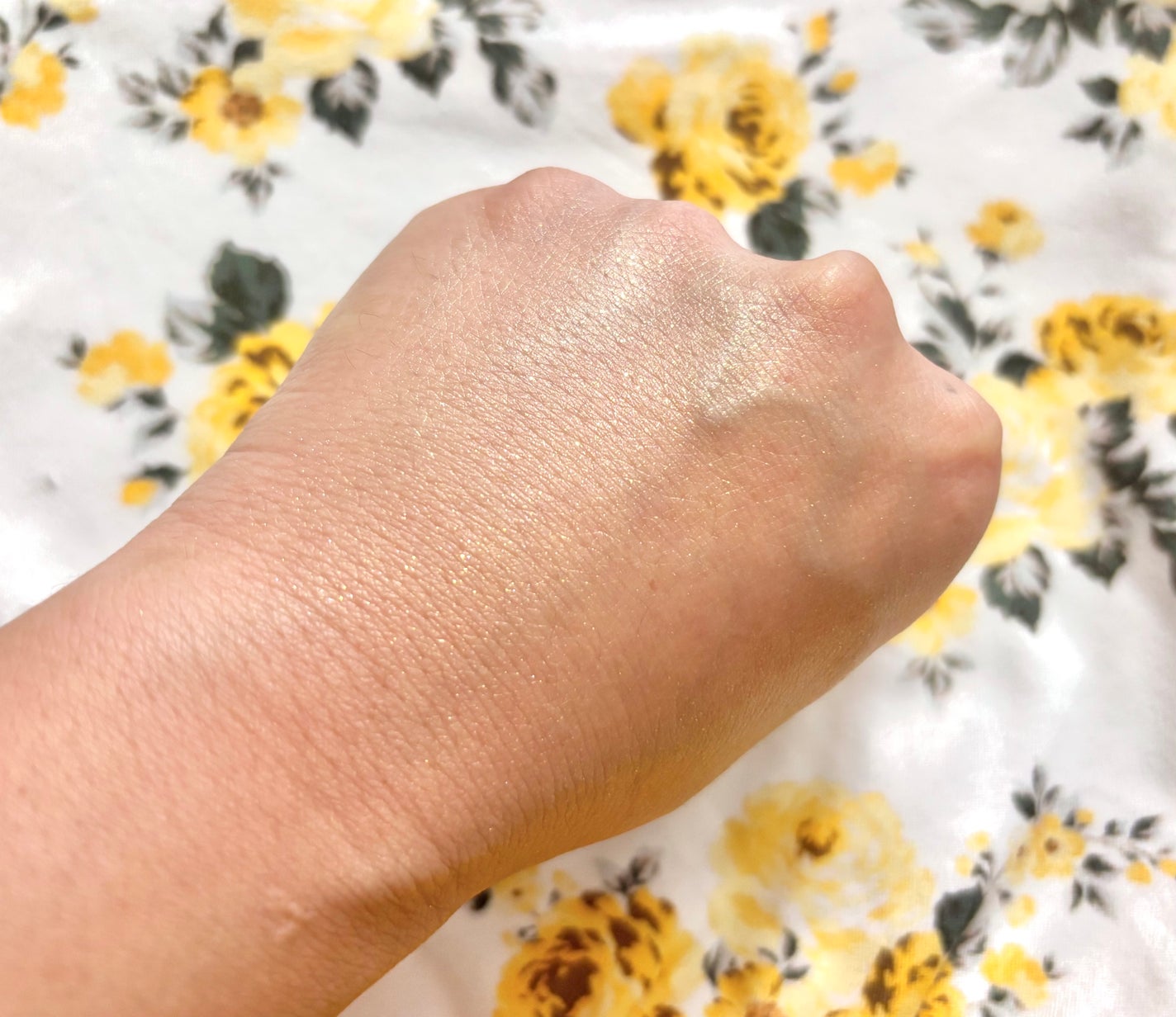 LoNLy シンティランテハイライトセラム /LoNLy /リキッドハイライトを使ったクチコミ(4枚目)