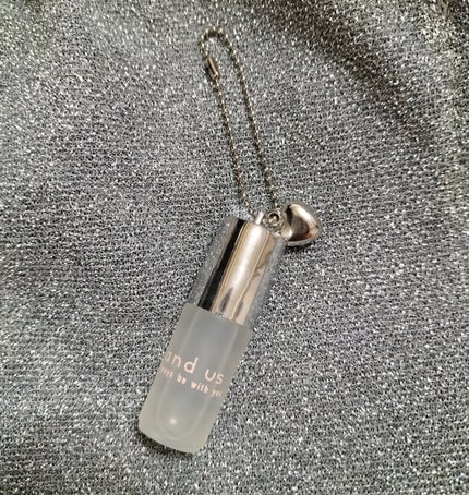 and us ミニロールオンフレグランス