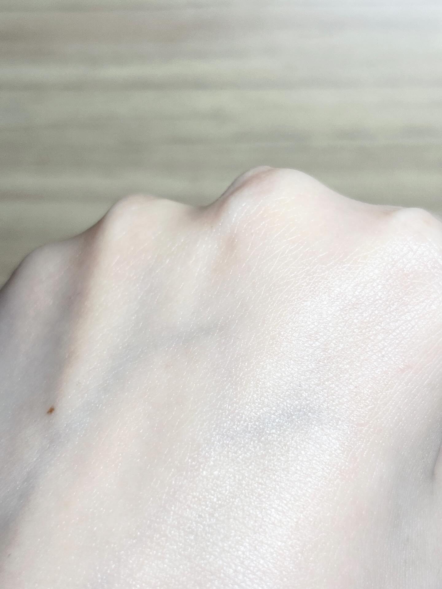 【医薬部外品】ニベア ルーセントビューティ シルクブライトニング ブライトニング美容液ボディミルク/ニベア/ボディミルクを使ったクチコミ（3枚目）