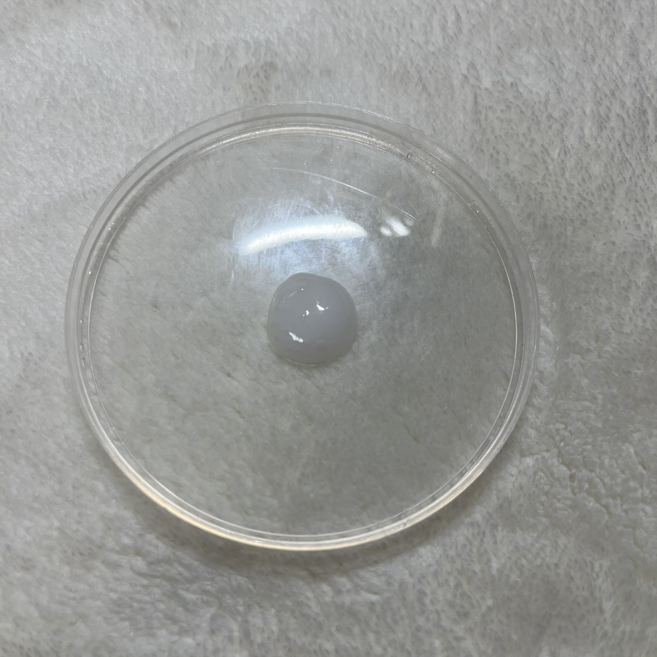 ラックス　スーパーリッチシャイン リラックスナイトケア　まとまりヘアミルク/LUX/ヘアミルクを使ったクチコミ（3枚目）