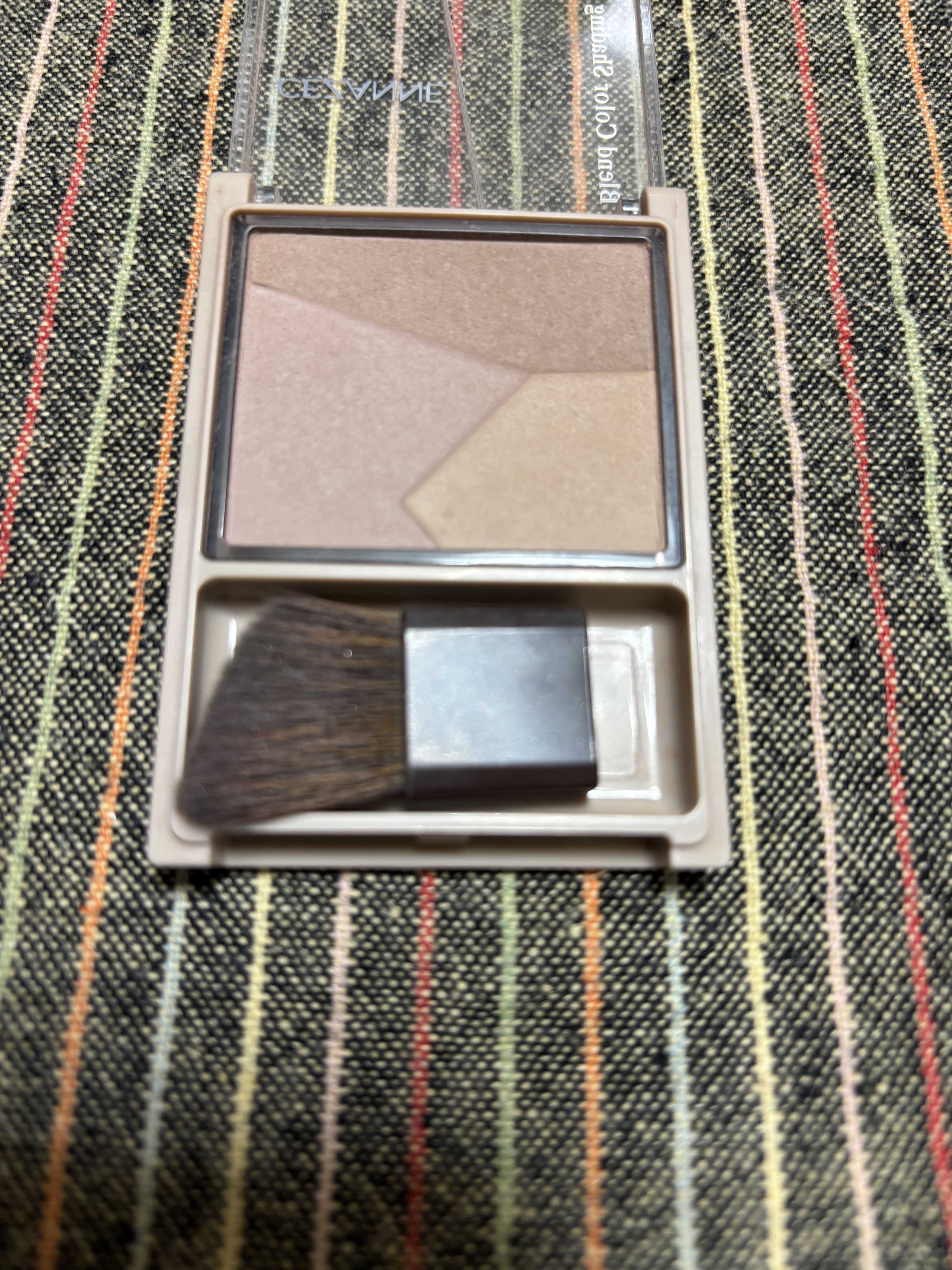 ブレンドカラーシェーディング/CEZANNE/シェーディングを使ったクチコミ（1枚目）