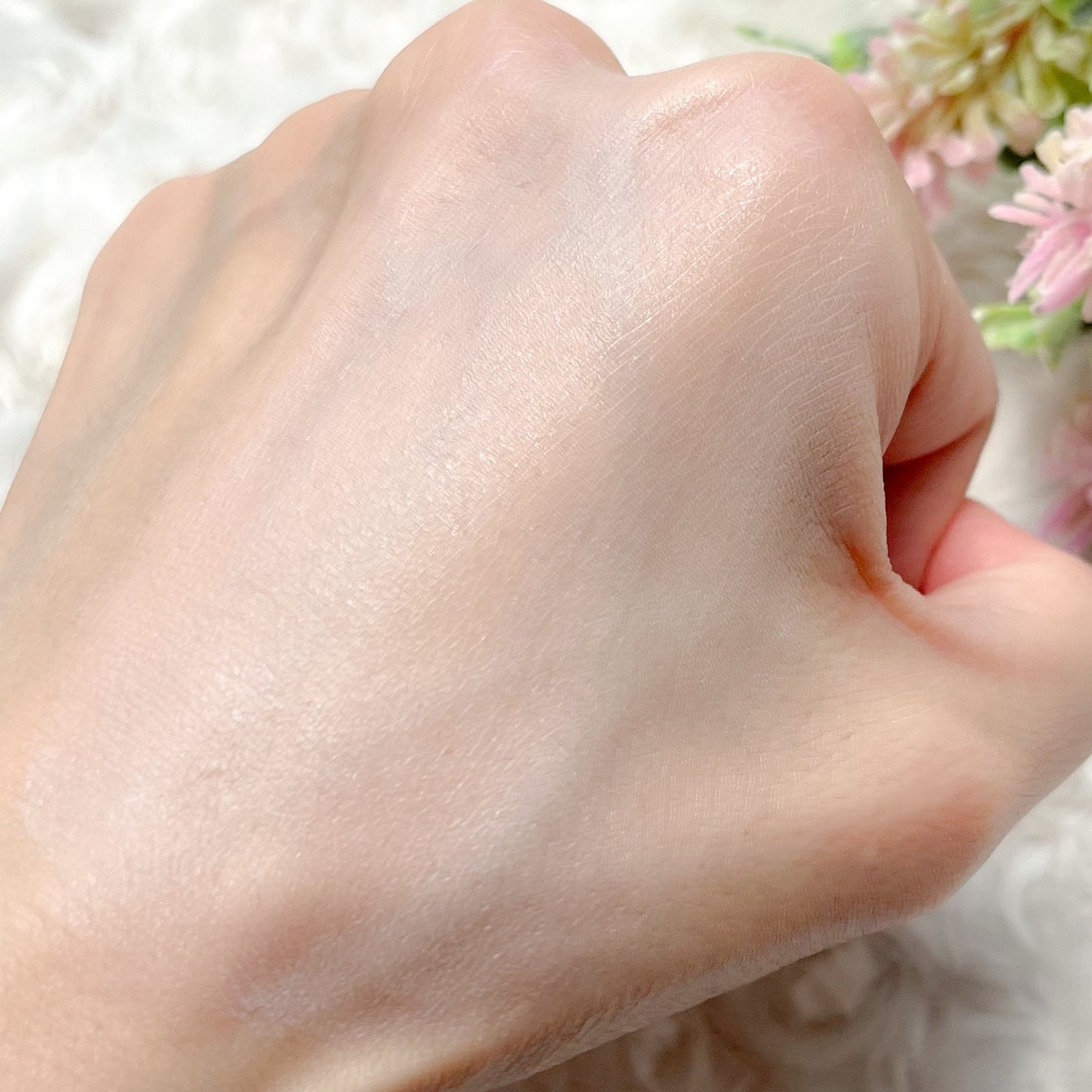 インテンシブ セラム ラディアンス プライマー/BOBBI BROWN/化粧下地を使ったクチコミ(4枚目)