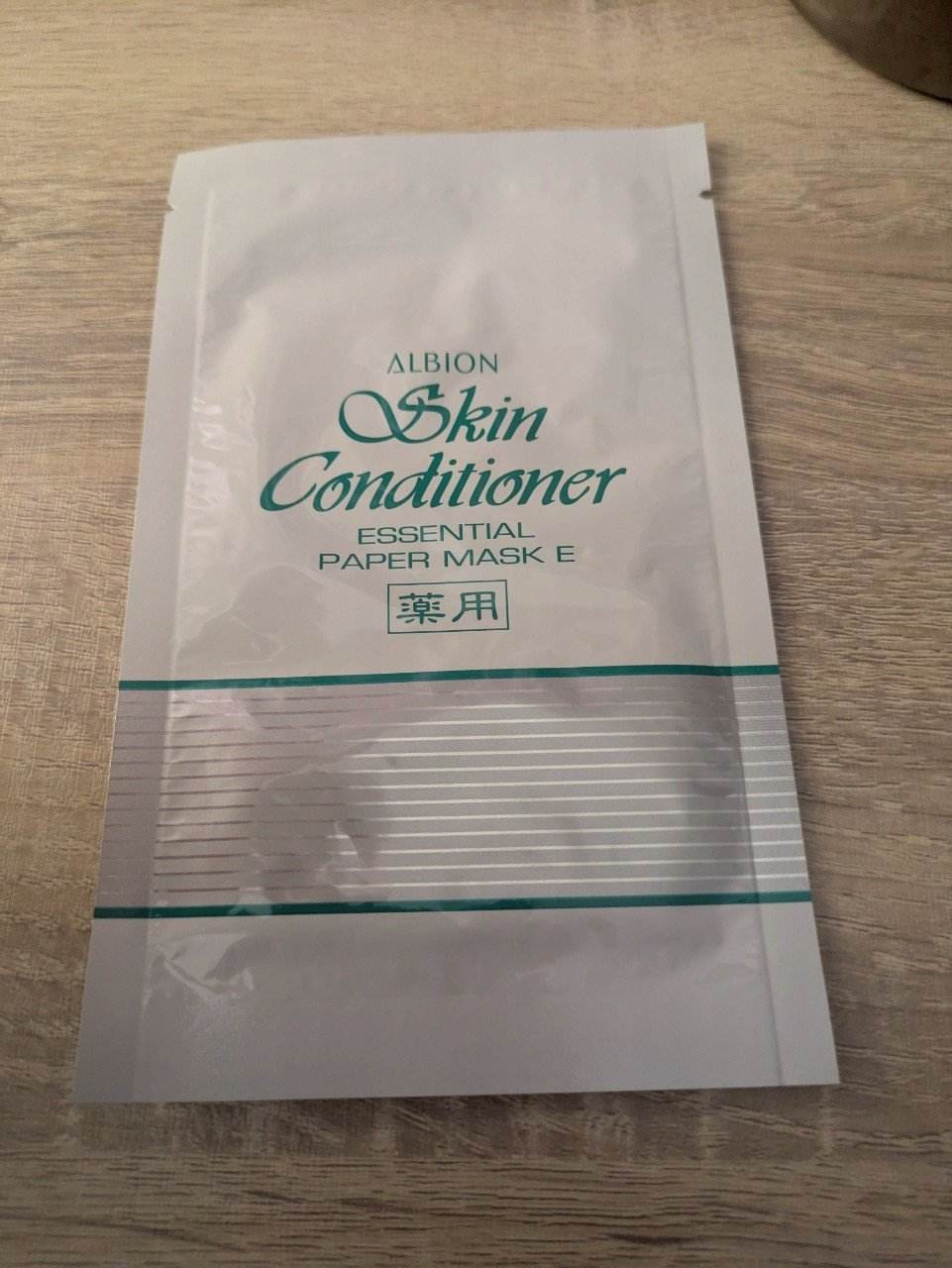 アルビオン 薬用スキンコンディショナー エッセンシャル ペーパーマスク E/ALBION/シートマスク・パックを使ったクチコミ（2枚目）