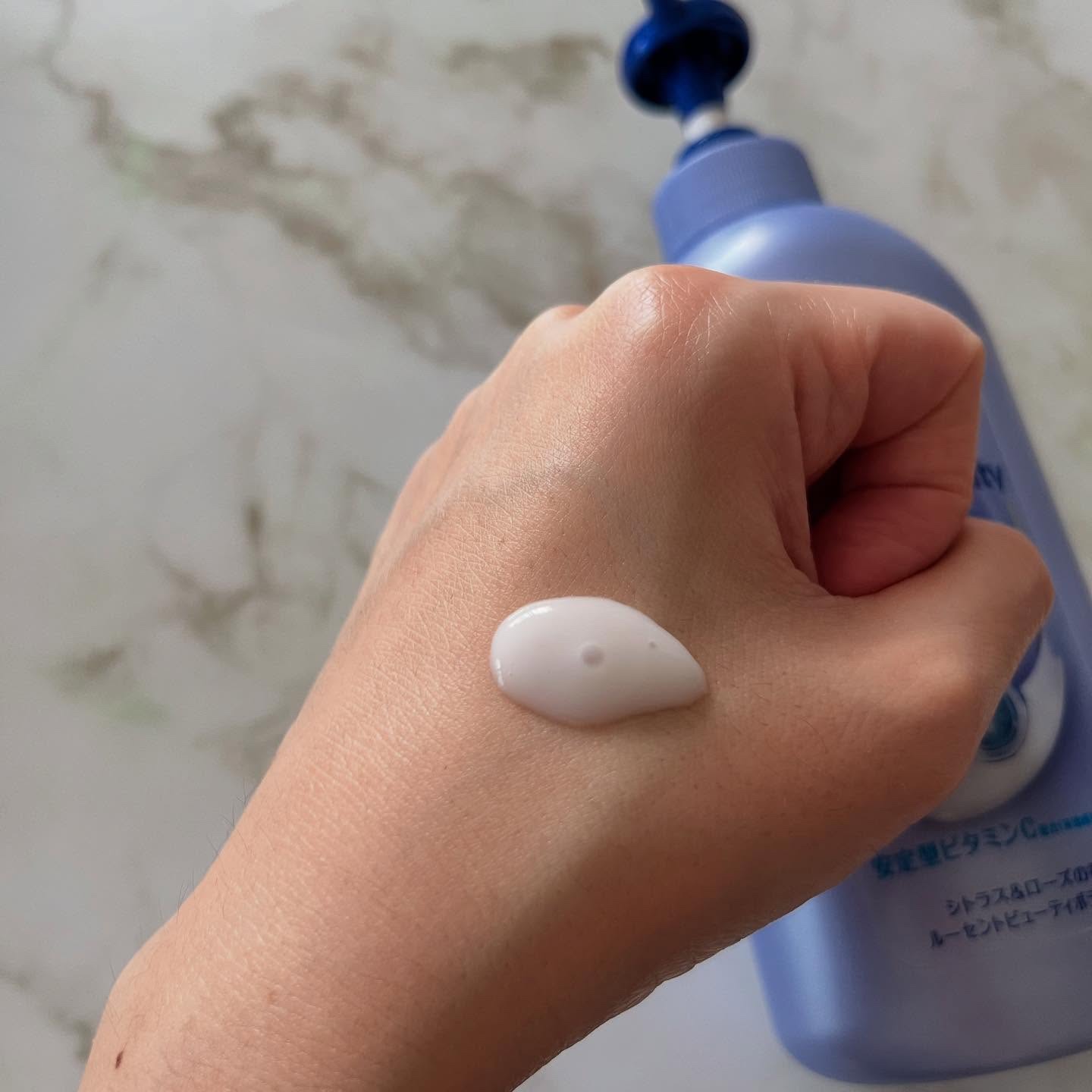 【医薬部外品】ニベア ルーセントビューティ シルクブライトニング ブライトニング美容液ボディミルク/ニベア/ボディミルクを使ったクチコミ（3枚目）