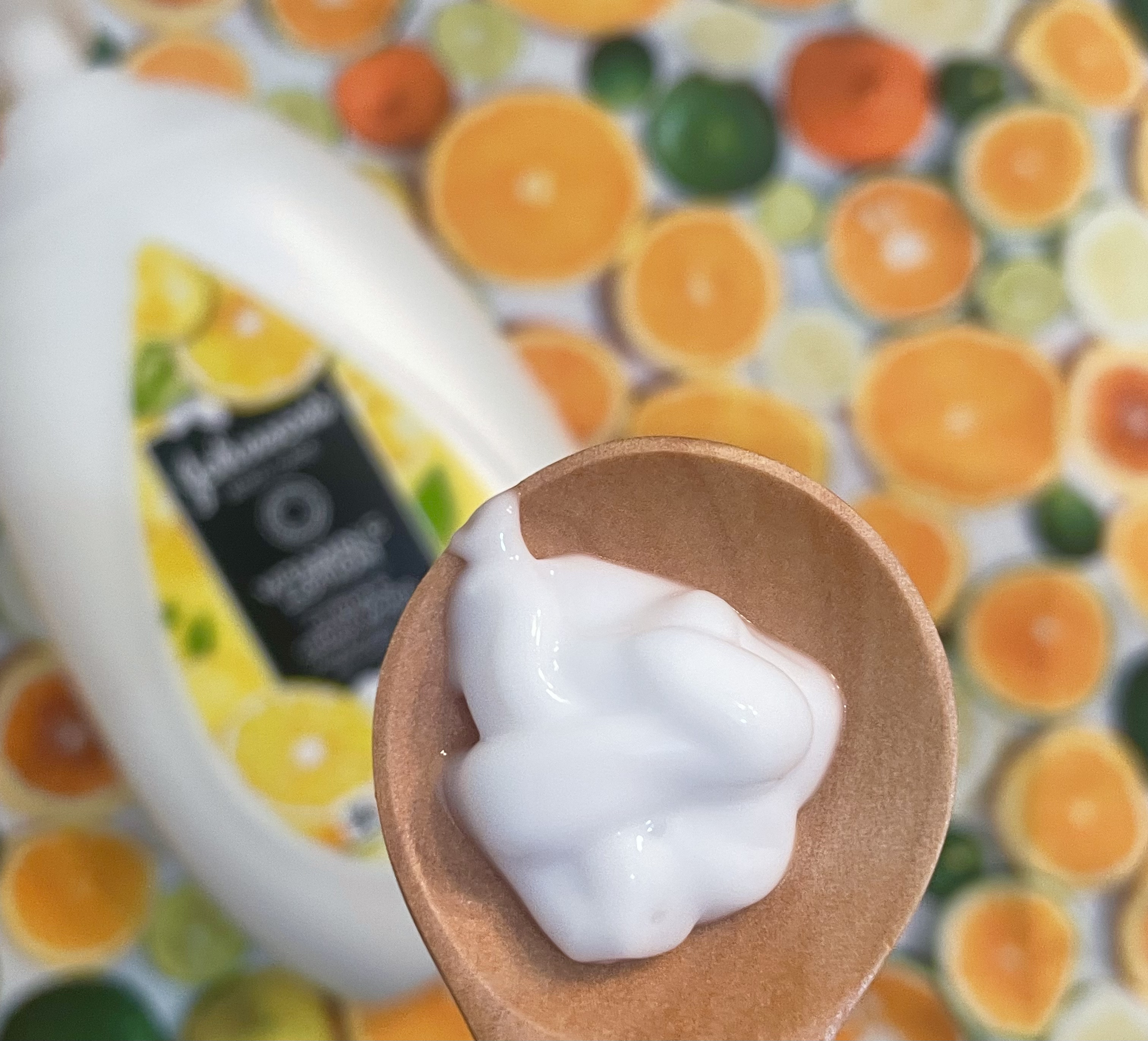 VC アロマミルク/ジョンソンボディケア/ボディミルクを使ったクチコミ（2枚目）