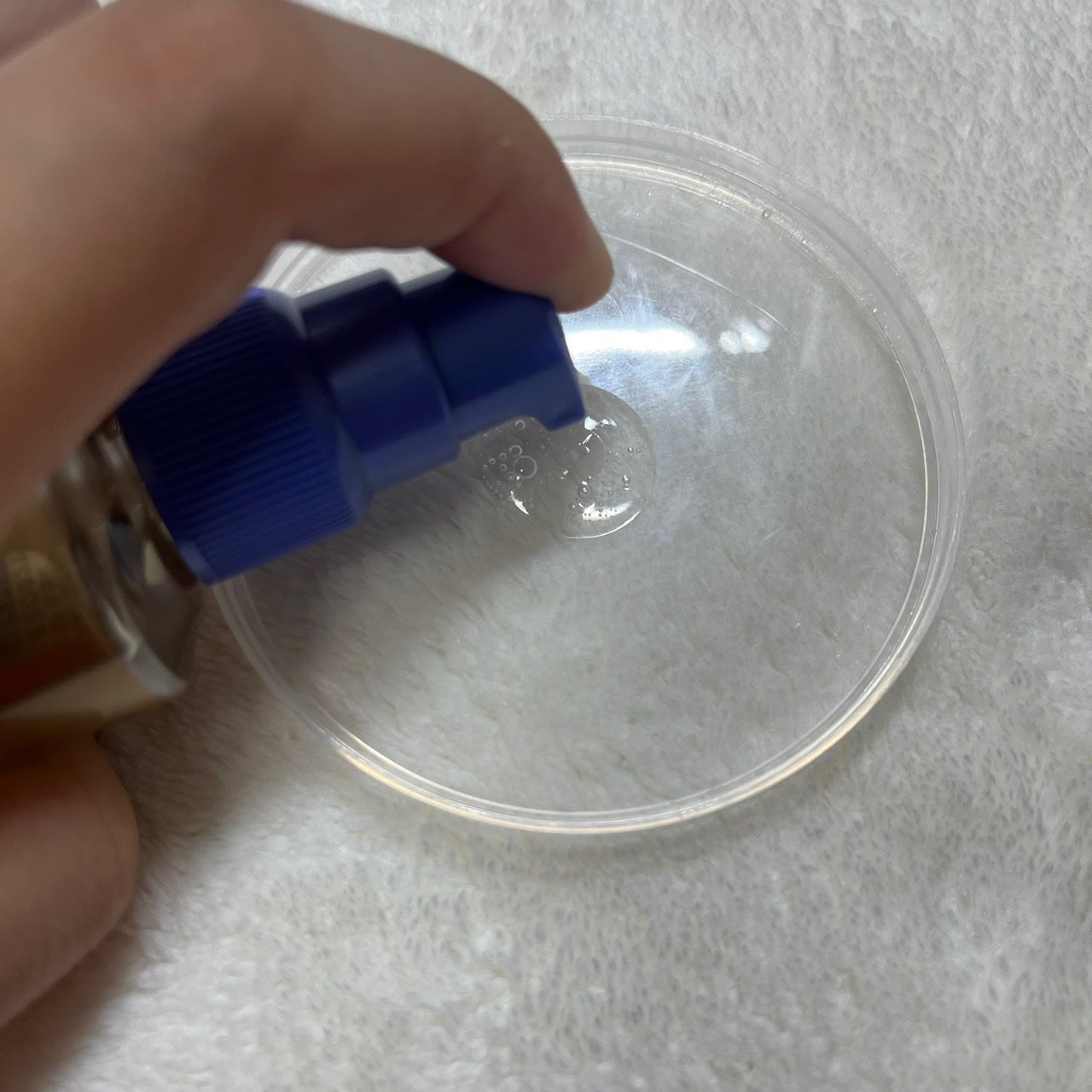 ラックス スーパーリッチシャイン リラックスナイトケア まとまりヘアオイル/LUX/ヘアオイルを使ったクチコミ(2枚目)