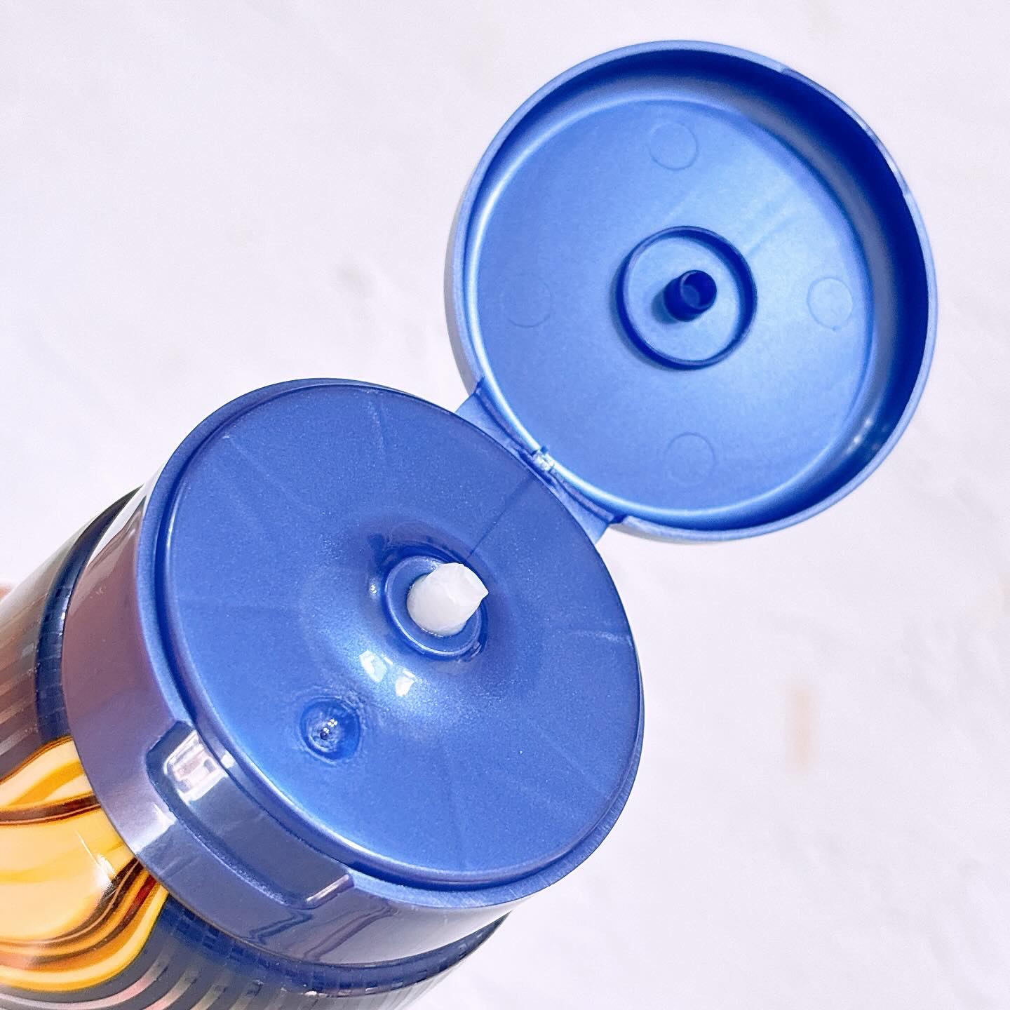 ラックス　スーパーリッチシャイン  リラックスナイトケア　まとまりチューブトリートメント/LUX/洗い流すヘアトリートメントを使ったクチコミ（2枚目）