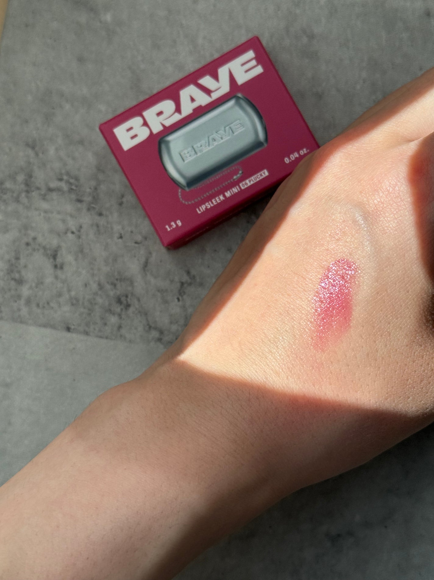 こんちゃん on LIPS 「BRAYEのリップにもチークにもなるリップスリークミニがセブン..」(3枚目)