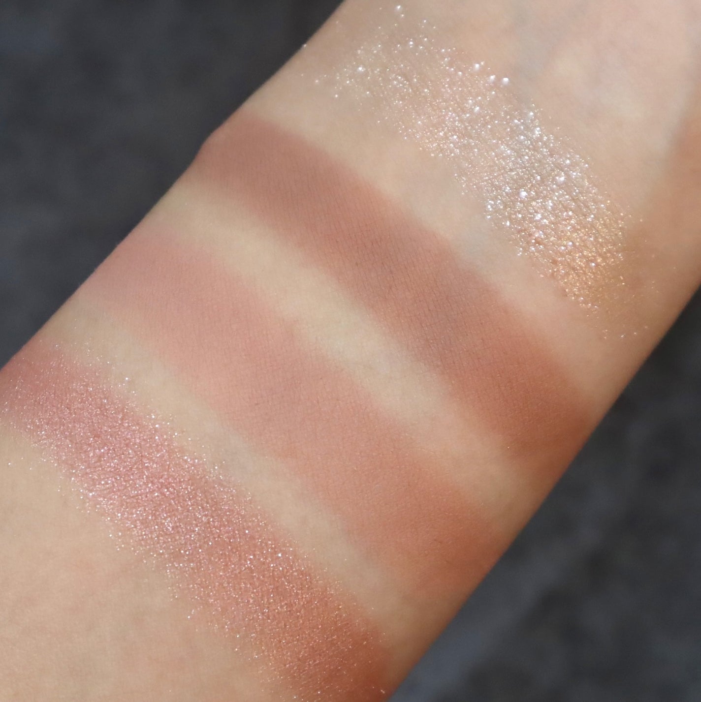 クチュール ミニ クラッチ/YVES SAINT LAURENT BEAUTE/アイシャドウパレットを使ったクチコミ(3枚目)