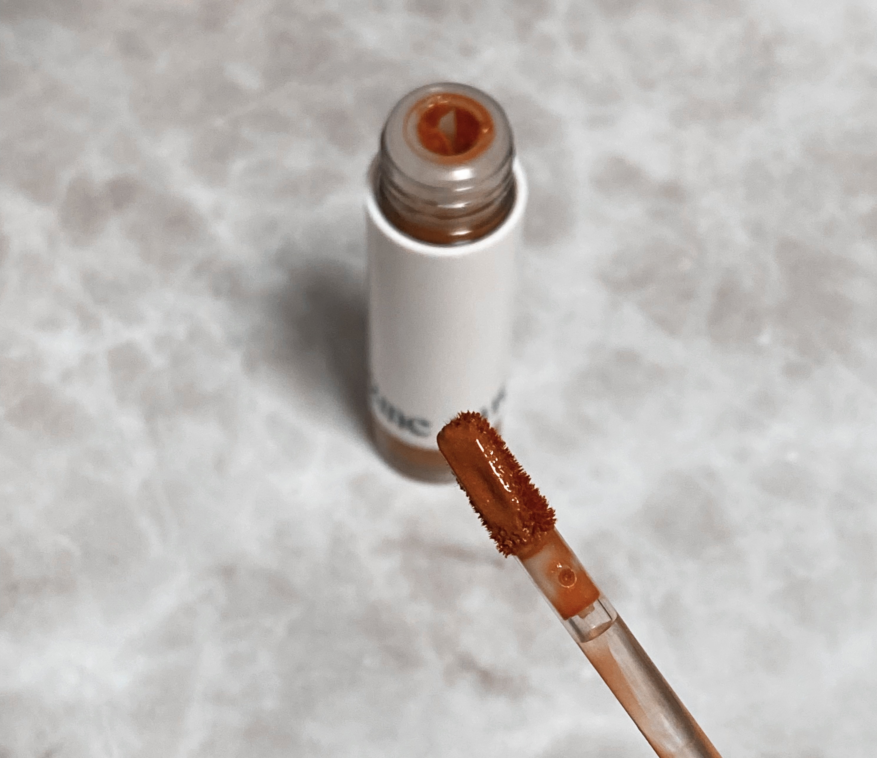 アップトゥーミー　ハグマイリップ　カラーロックプランパー/up2me/リッププランパーを使ったクチコミ（2枚目）